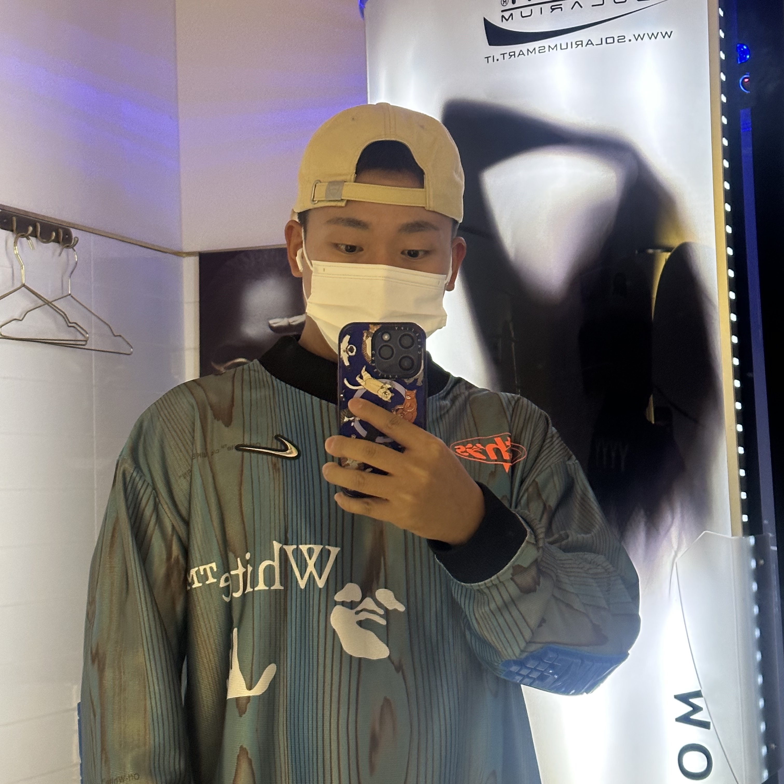 Nike x Off-White NRG Jersey Imperial Blue - Asia, Human Made 5 Panel Twill Cap #2 Beige 착용 스타일