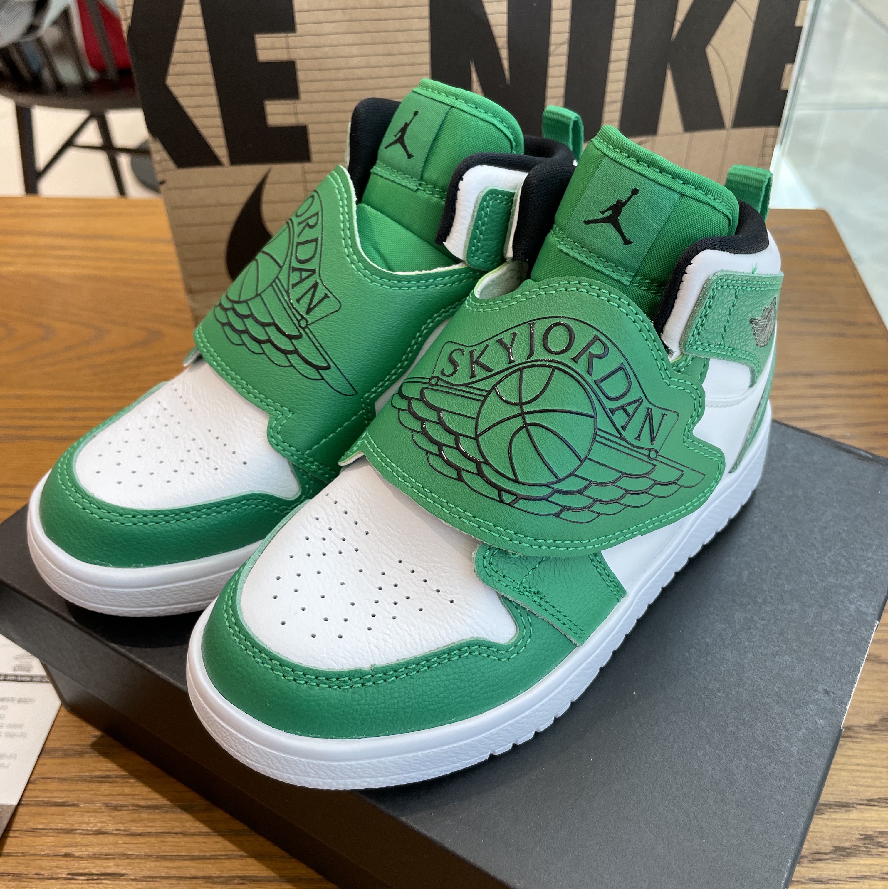 (PS) Sky Jordan 1 Lucky Green 착용 스타일 - 1