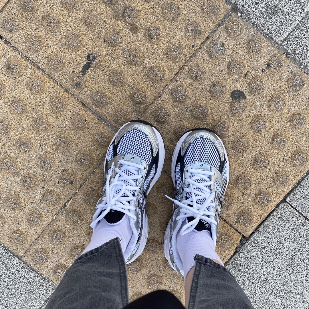 Asics Gel-1130 White Black 착용 스타일