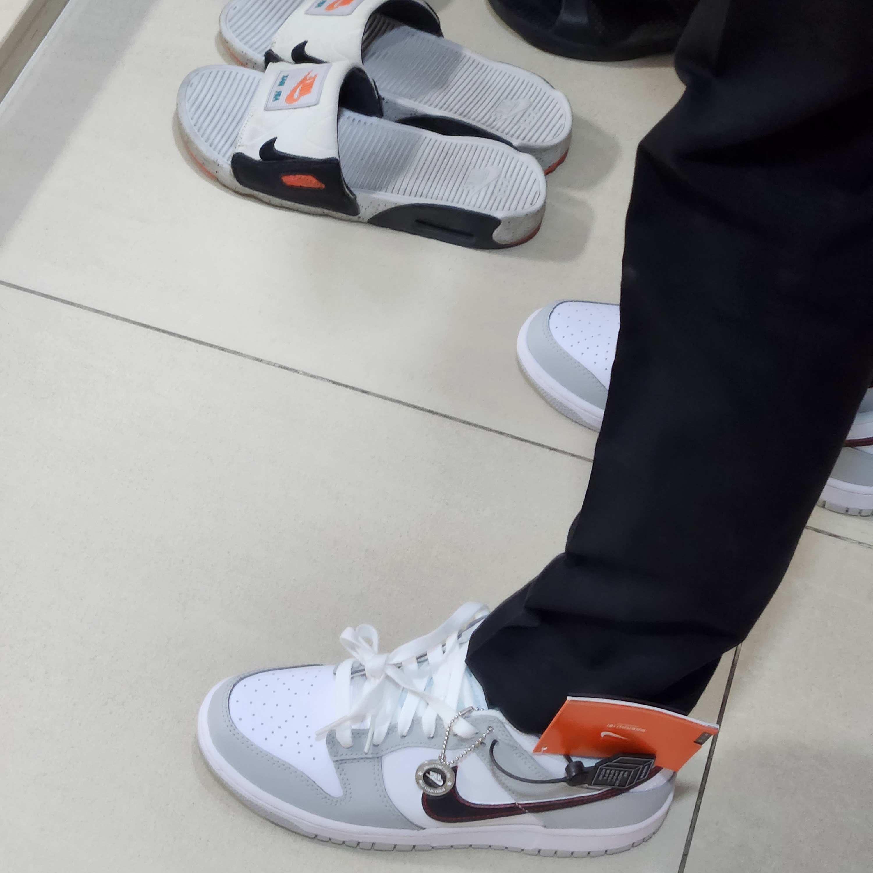 (GS) Nike Dunk Low SE Jackpot 착용 스타일 - 1