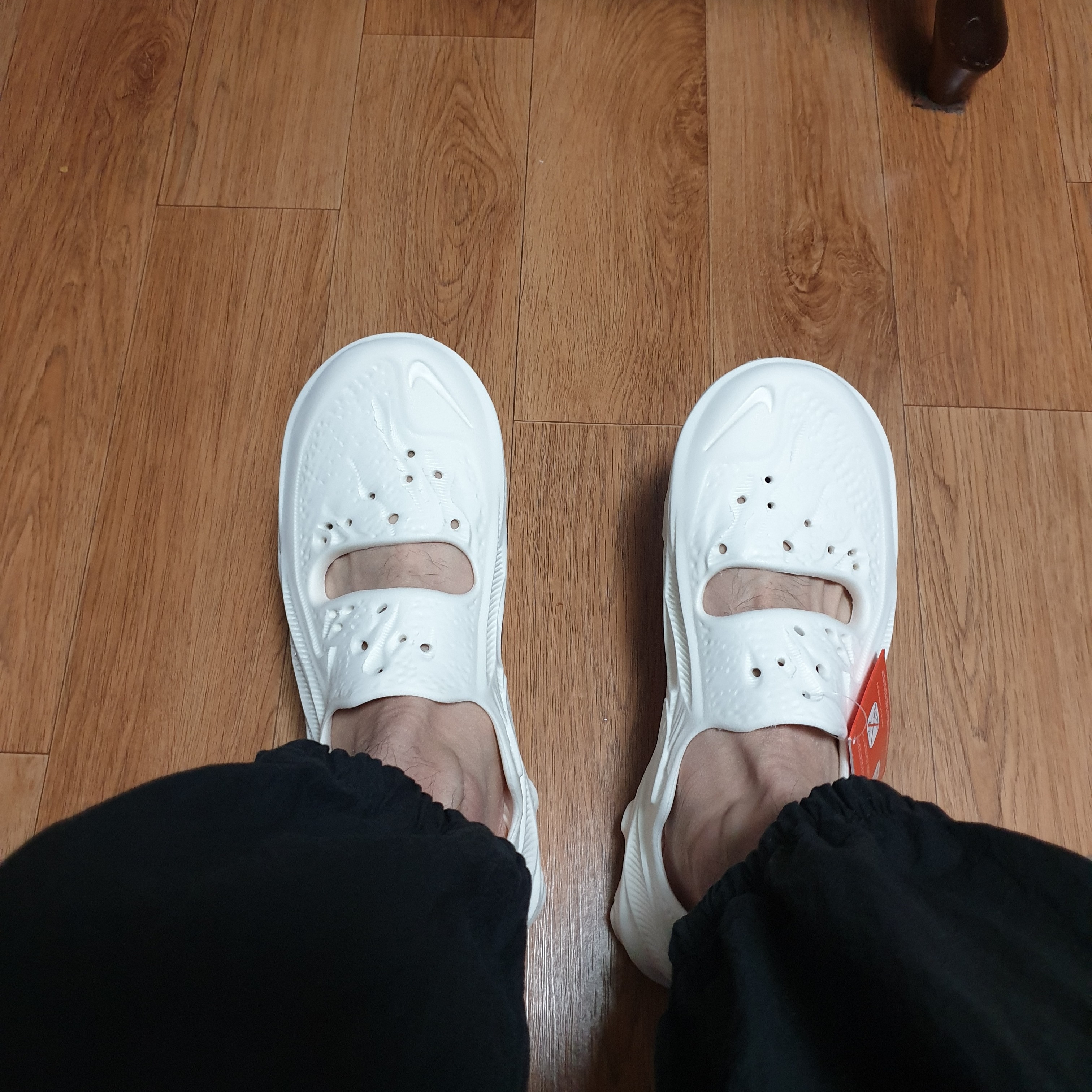 Nike ISPA Universal Natural 착용 스타일