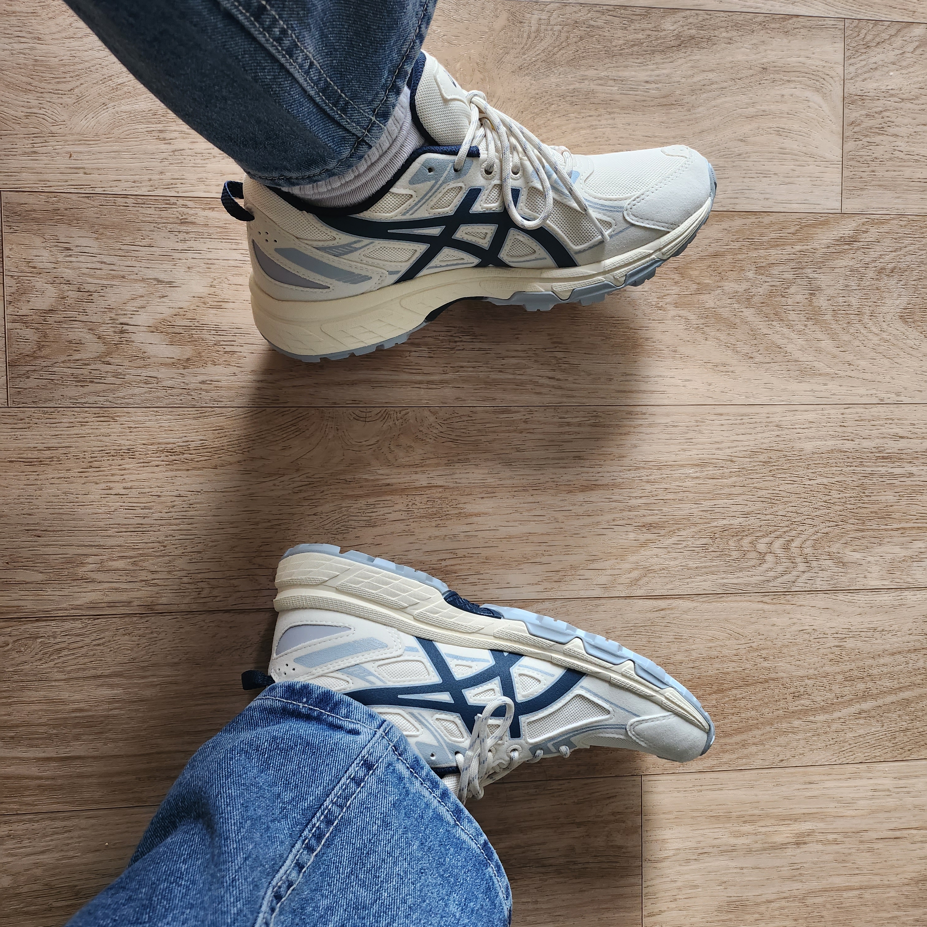 Asics Gel-Venture 6 SPS Birch French Blue 착용 스타일 - 2