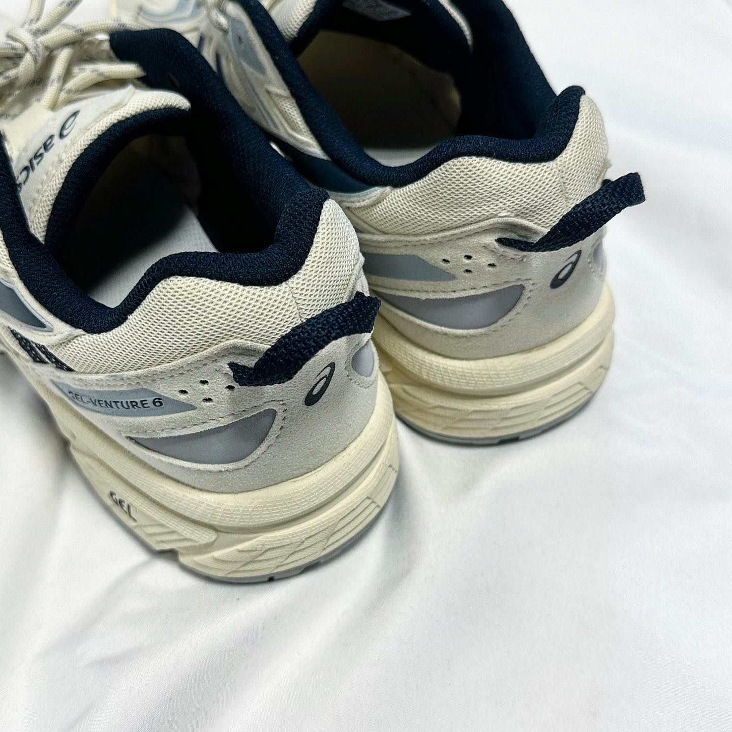 Asics Gel-Venture 6 SPS Birch French Blue 착용 스타일 - 4