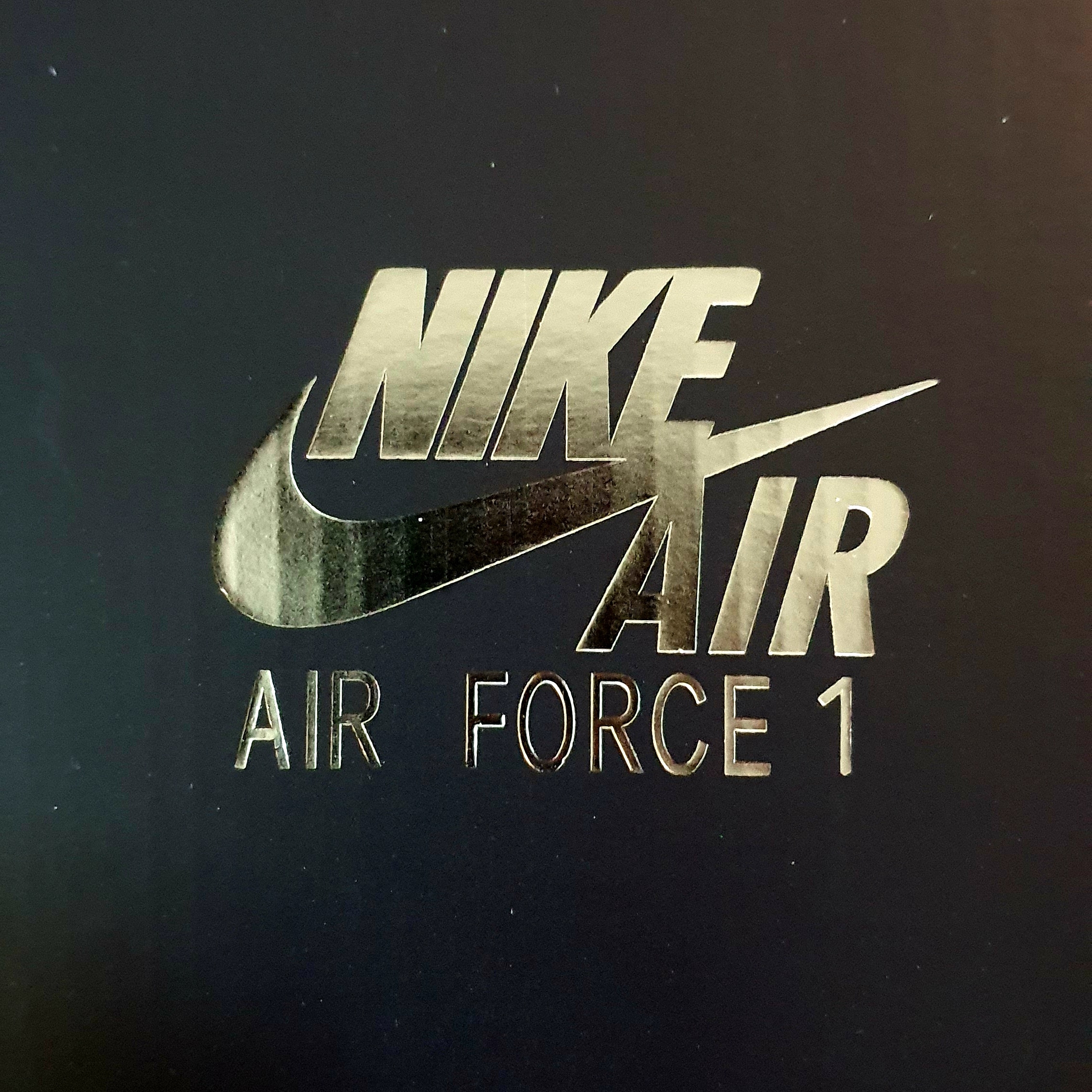 (W) Nike Air Force 1 '07 LX Black and Summit White 착용 스타일 - 2