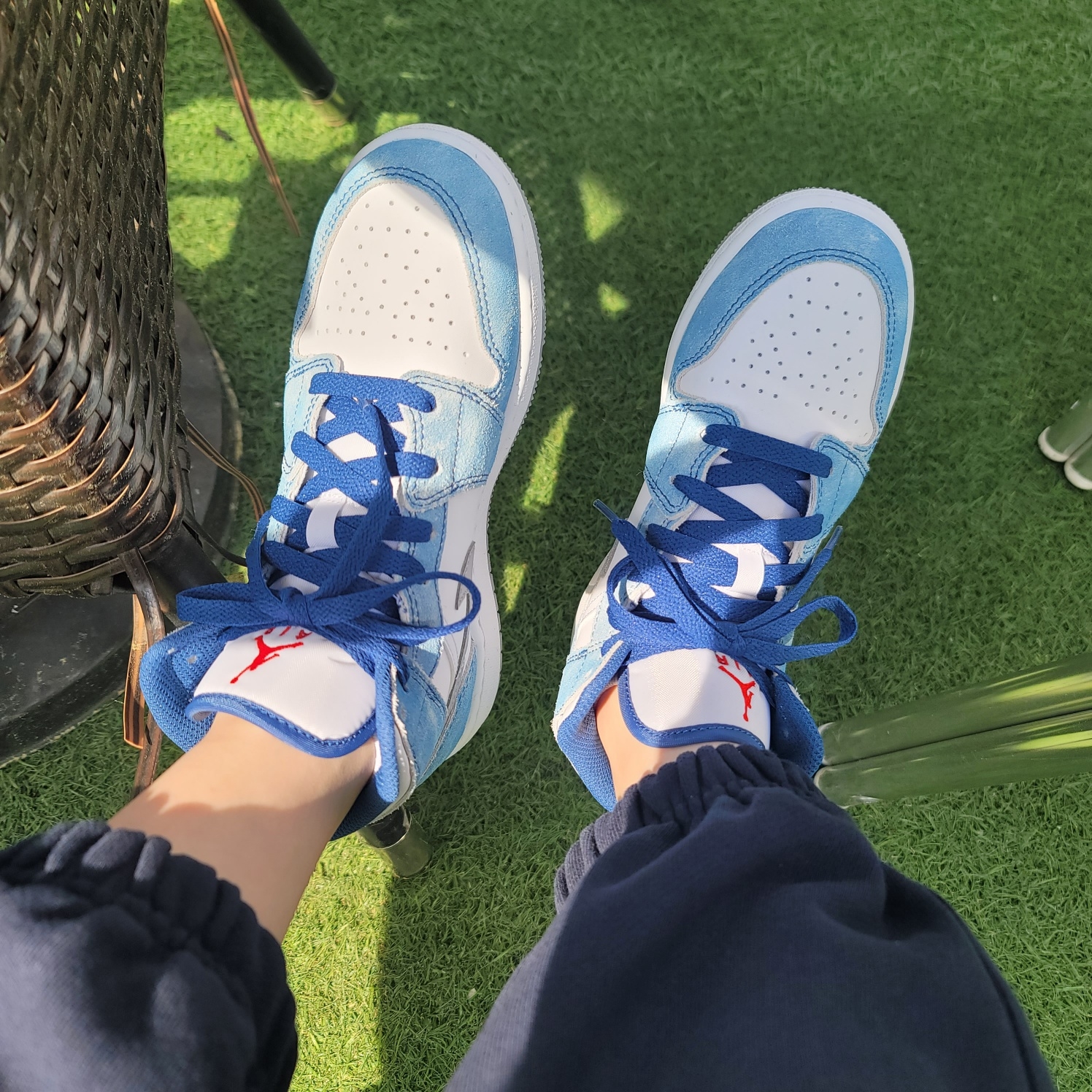 (GS) Jordan 1 Mid SE French Blue Fire Red 착용 스타일 - 3
