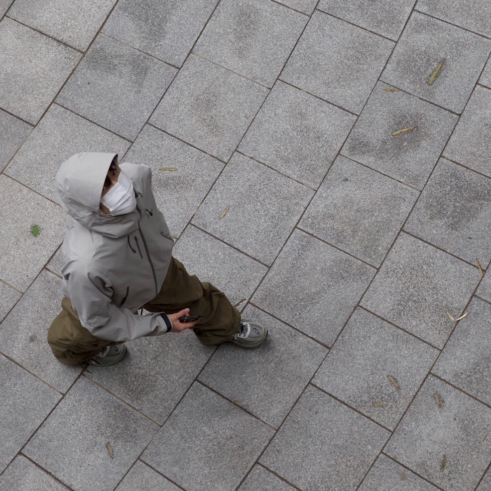 Sansan Gear Windblock Jacket Grey - 23SS, Asics Jog 100 S Sheet Rock - 2E Wide 착용 스타일 - 3