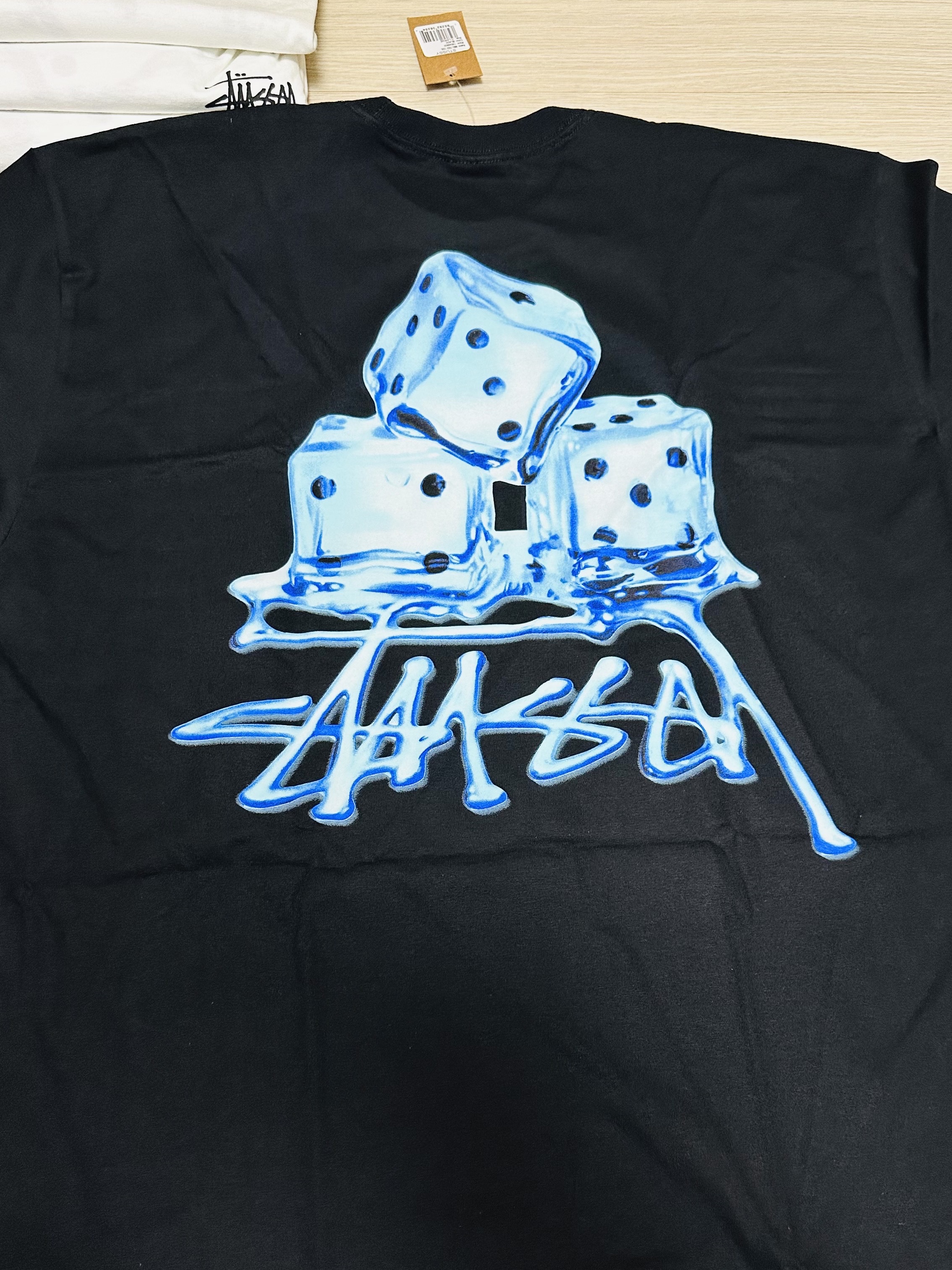 Stussy Melted T-Shirt Black 착용 스타일