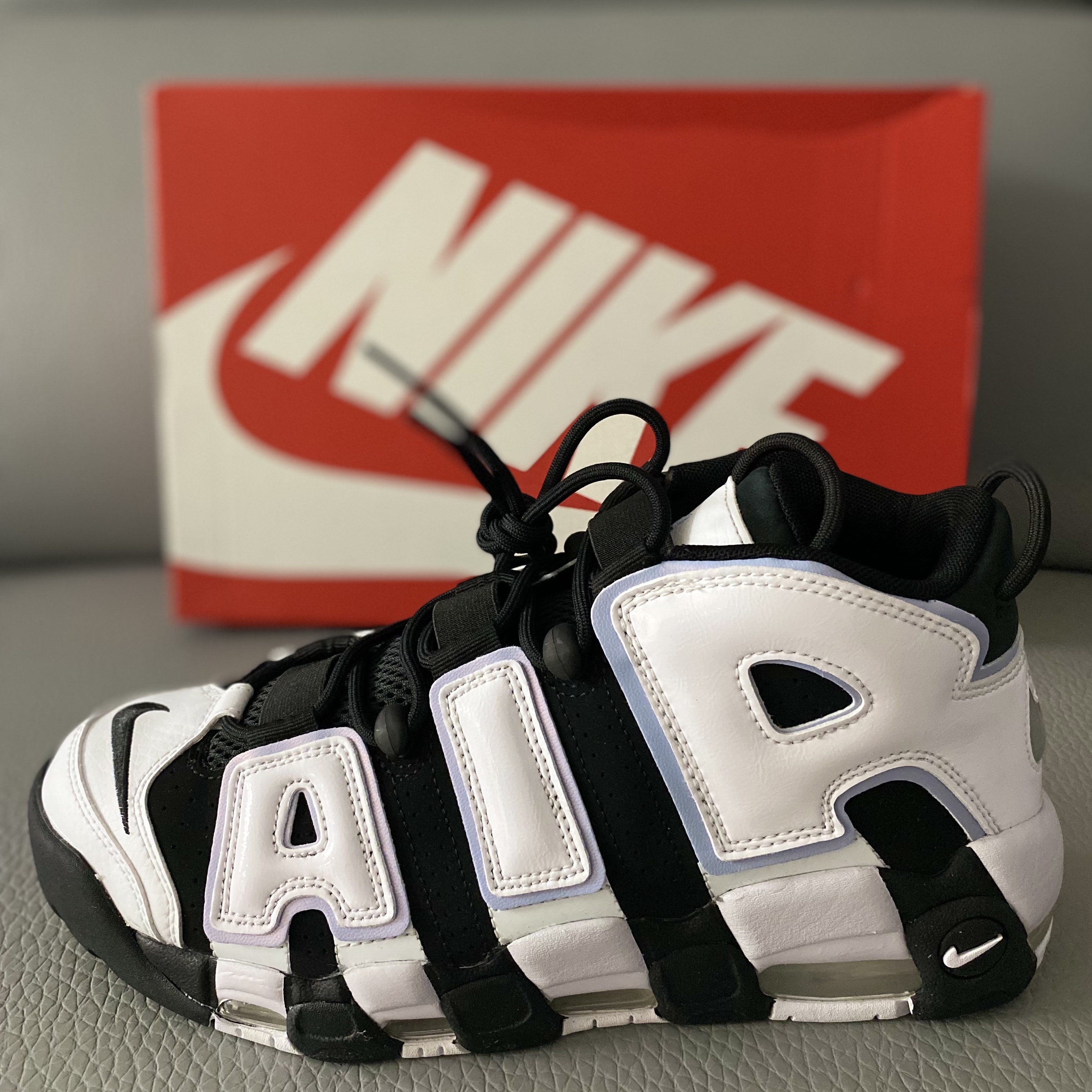 Nike Air More Uptempo 96 Cobalt Bliss 착용 스타일