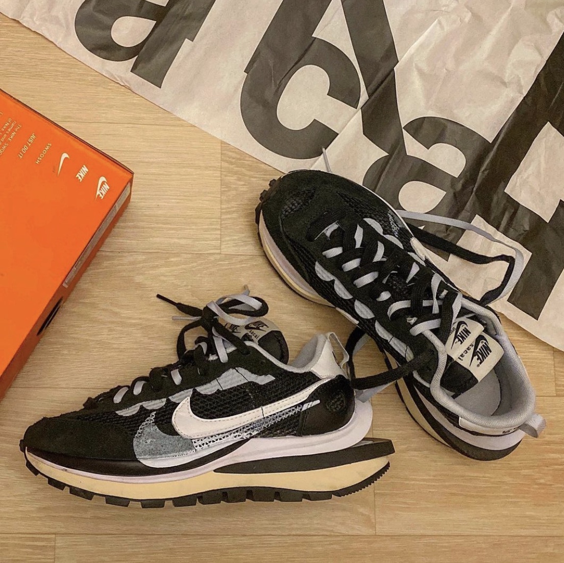 Nike x Sacai VaporWaffle Black White 착용 스타일