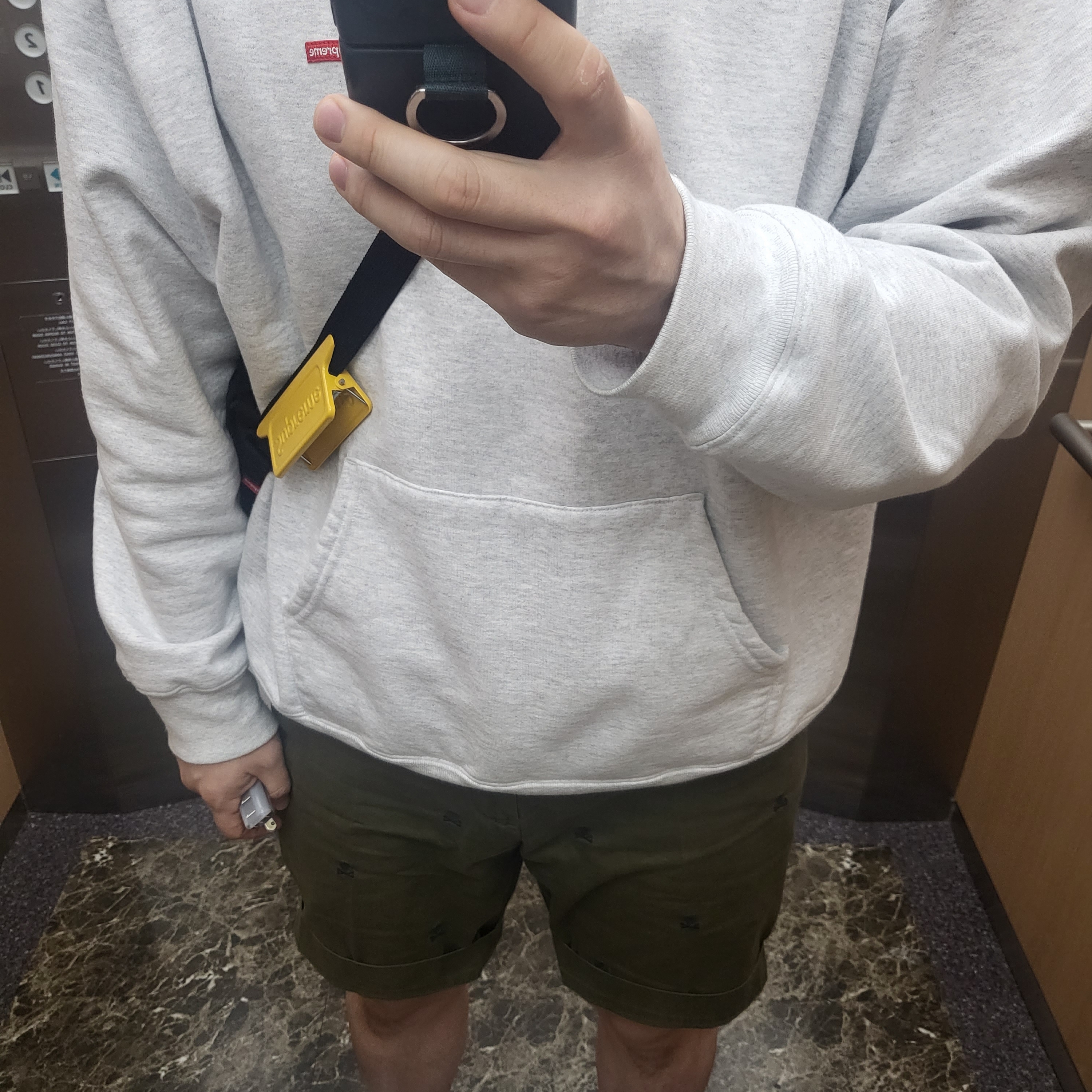 Supreme x Dulton Small Clips Multicolor (Set Of 3) 착용 스타일