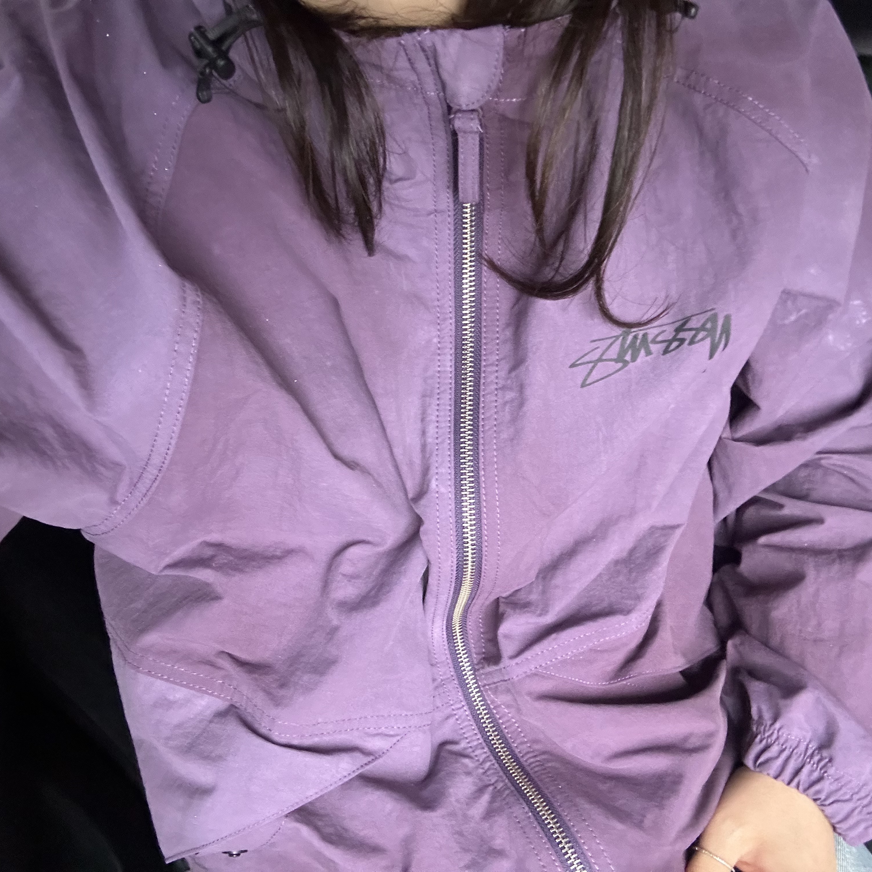 Stussy Wave Dye Beach Shell Jacket Purple 착용 스타일