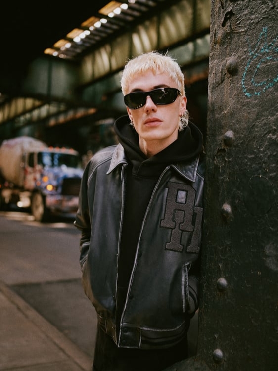 Zara x Rhuigi Vintage Leather Jumper Black 착용 스타일