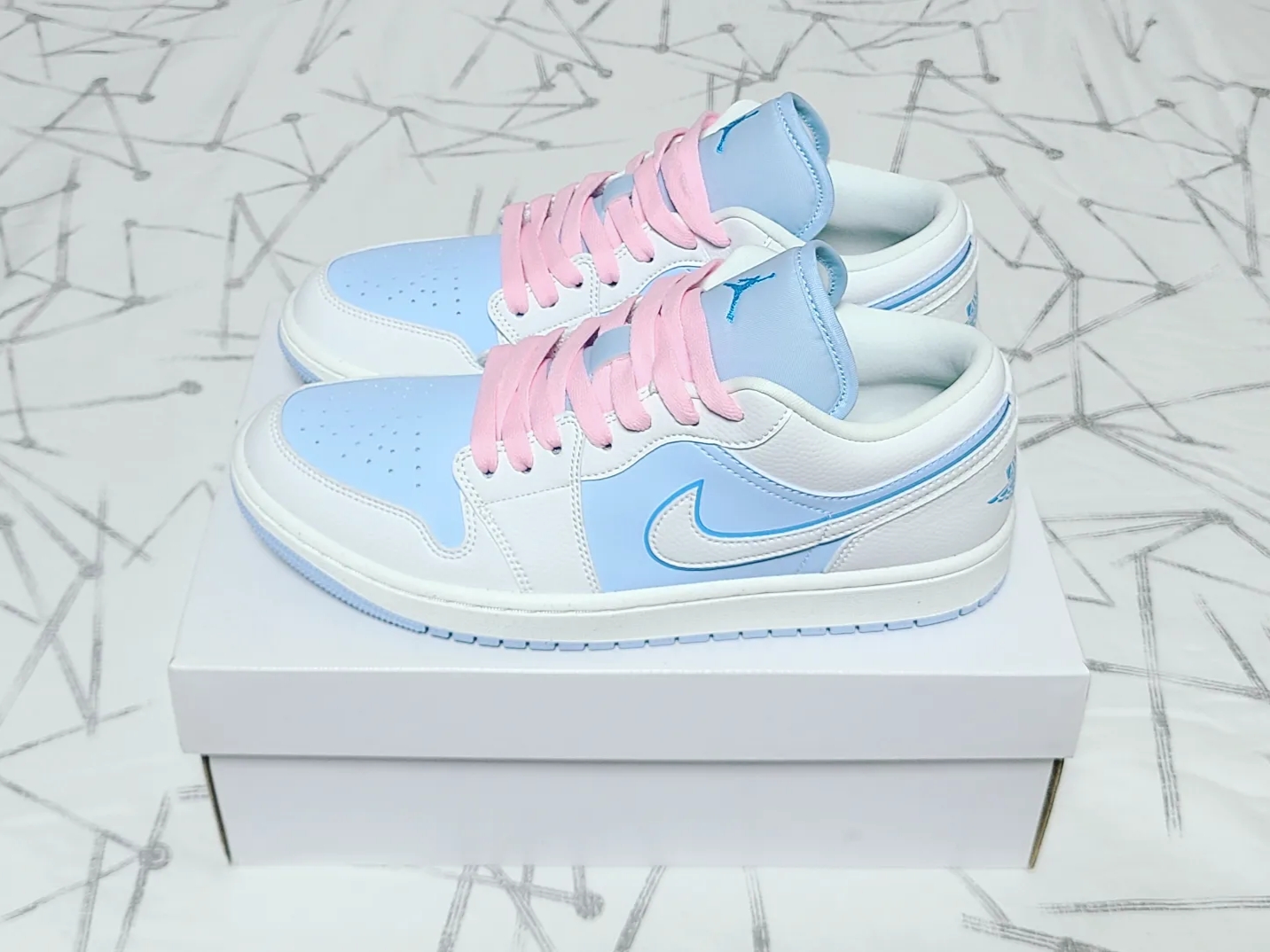 (W) Jordan 1 Low SE Sail Ice 착용 스타일 - 2