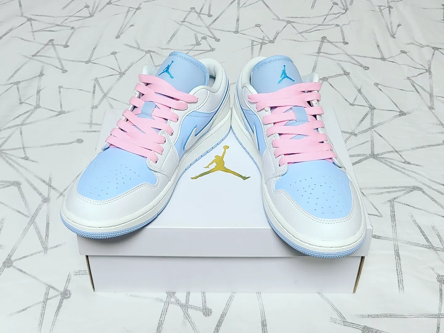 (W) Jordan 1 Low SE Sail Ice 착용 스타일 - 3