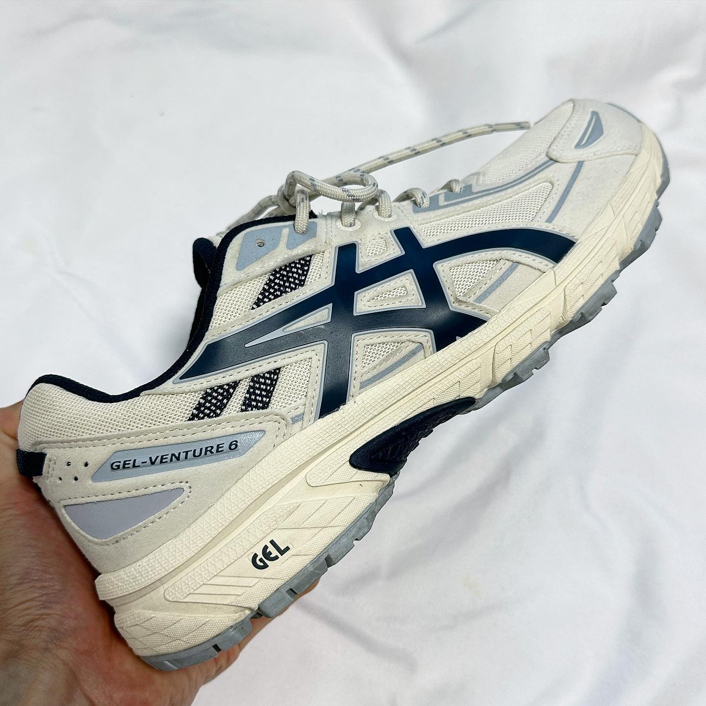 Asics Gel-Venture 6 SPS Birch French Blue 착용 스타일 - 3