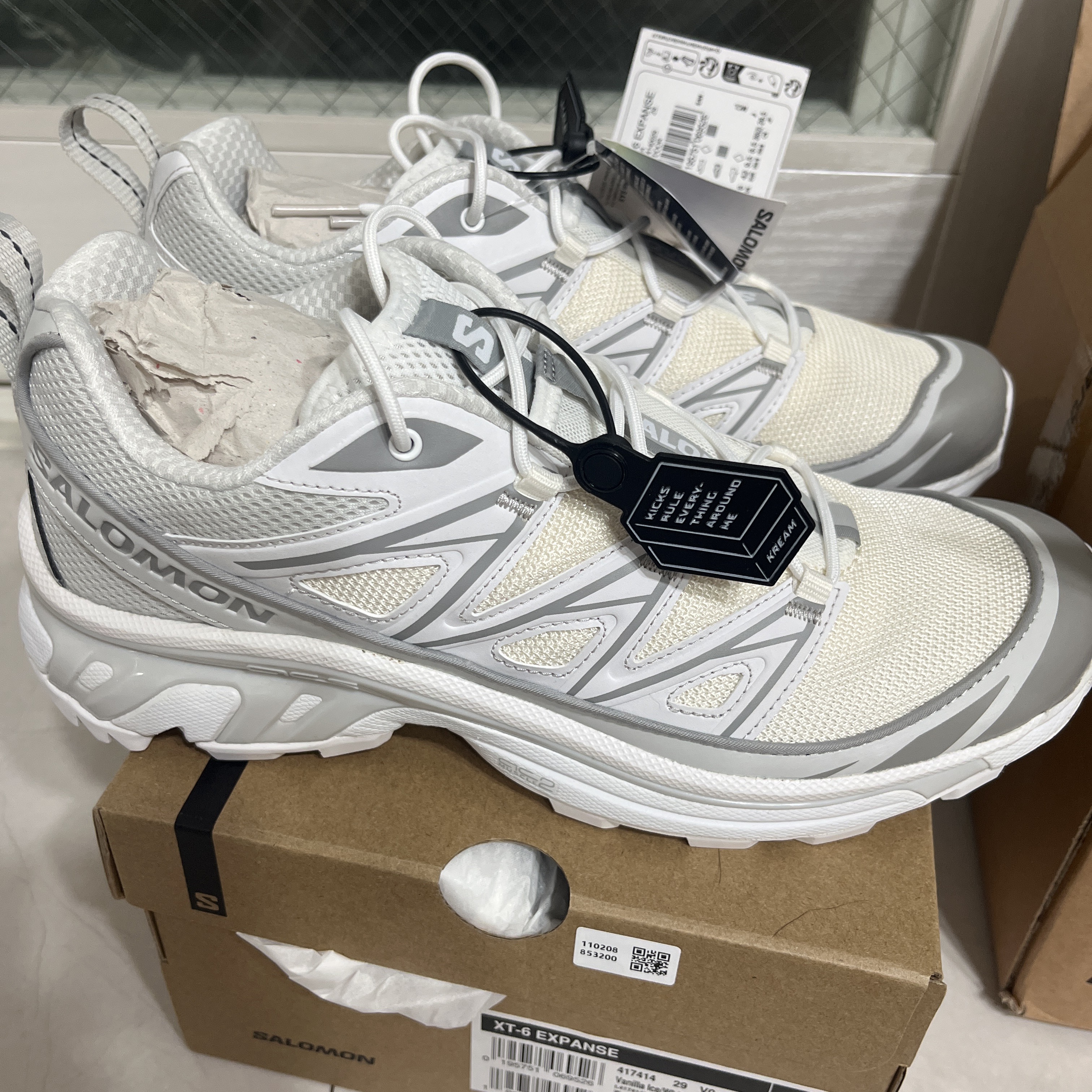Salomon XT-6 Expanse Vanilla Ice White 착용 스타일