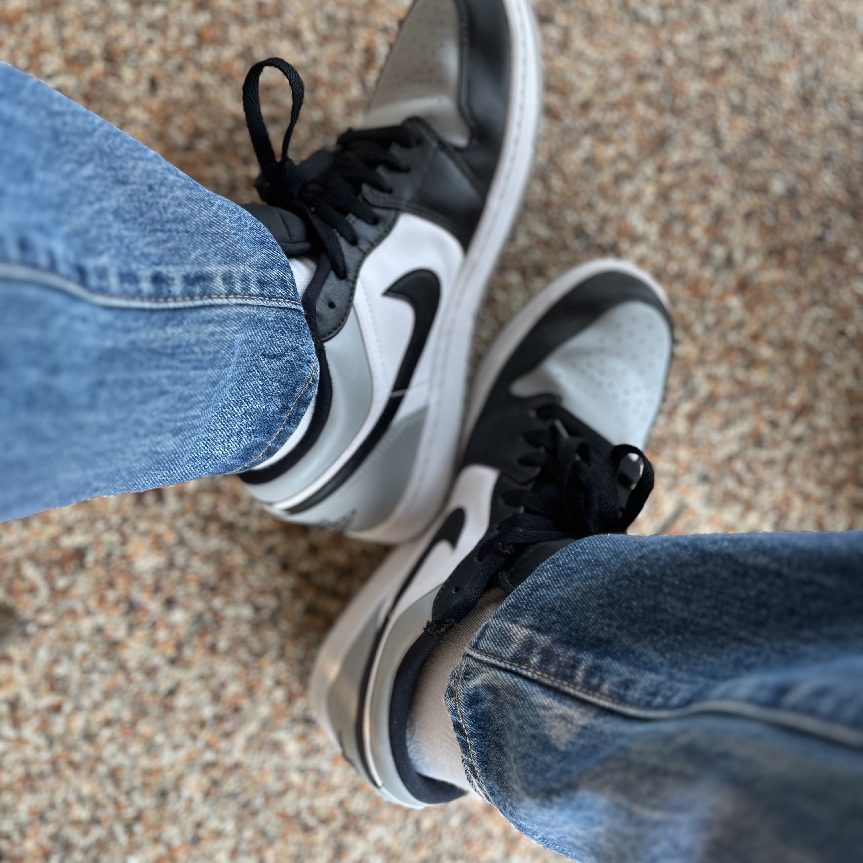 Jordan 1 Low Light Smoke Grey Black 착용 스타일