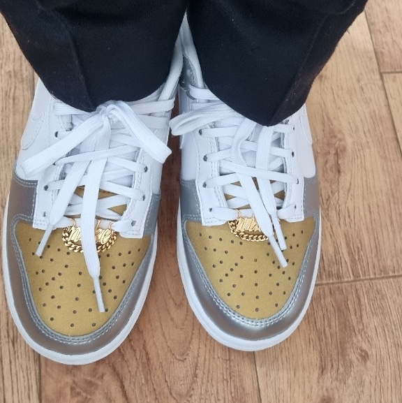 (W) Nike Dunk Low SE Heirloom 착용 스타일