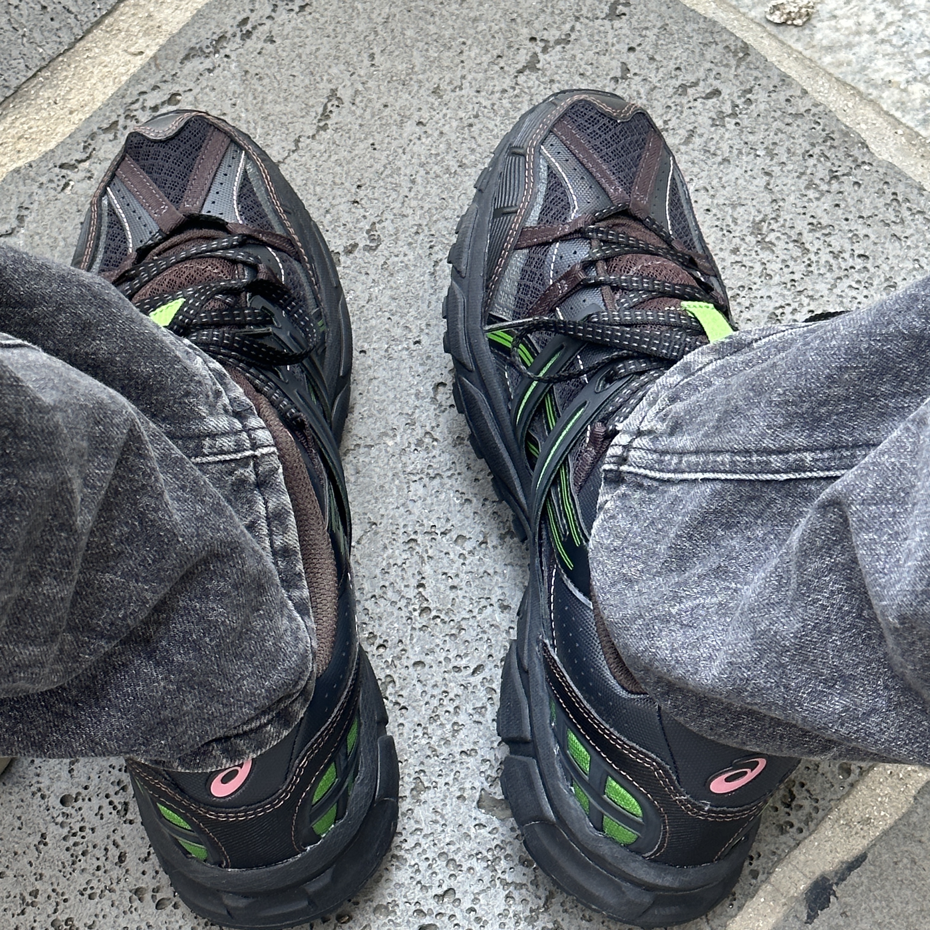 Asics x Andersson Bell Gel-Sonoma 15-50 Black Green 착용 스타일 - 1