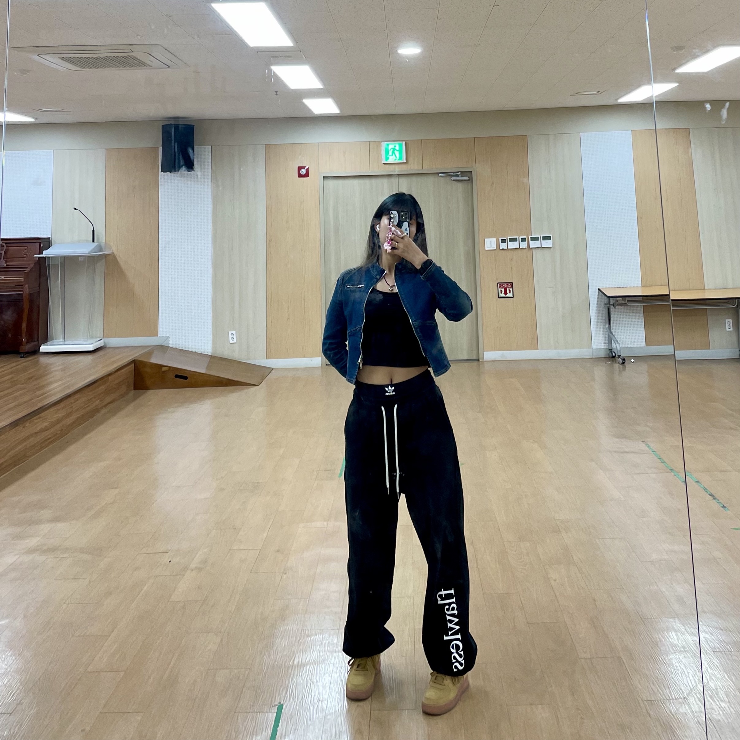 (GS) 나이키 에어포스 1 LV8 3 위트 착용 스타일 - 1