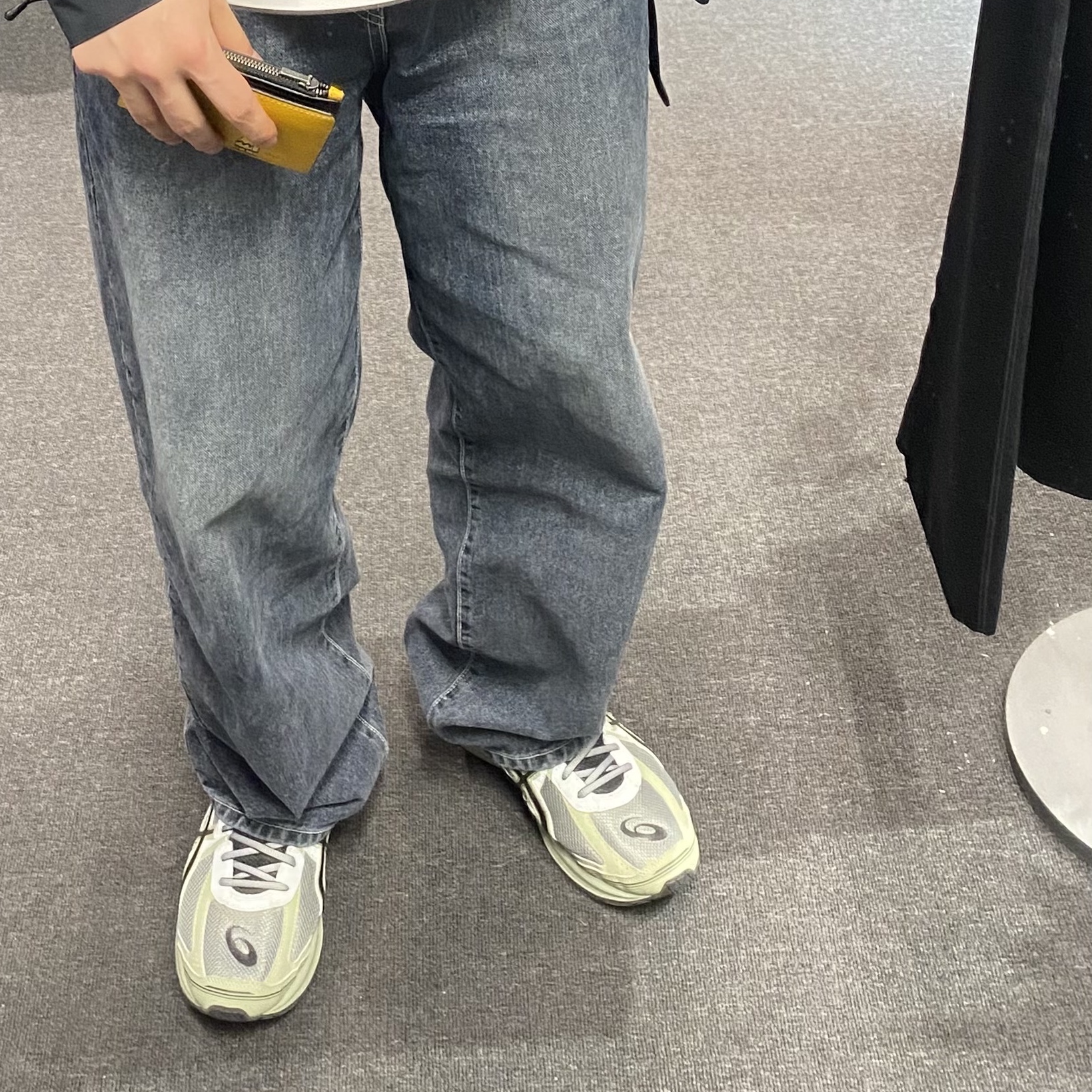 Asics Jog 100 S Sheet Rock - 2E Wide 착용 스타일