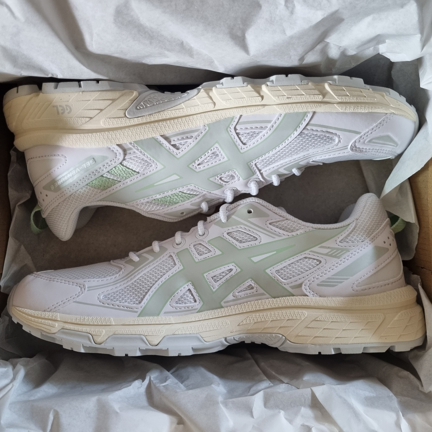 (W) Asics Gel-Venture 6 SPS White Glacier Grey 착용 스타일