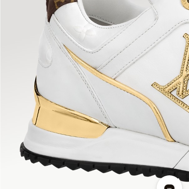 (W) Louis Vuitton Run Away Sneakers White 착용 스타일 - 4