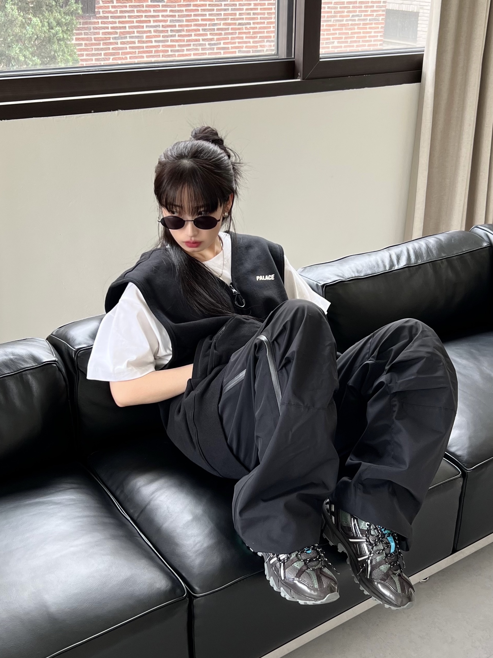 (W) Asics x Matin Kim Gel-Sonoma 15-50 Black Pure Silver 착용 스타일 - 1
