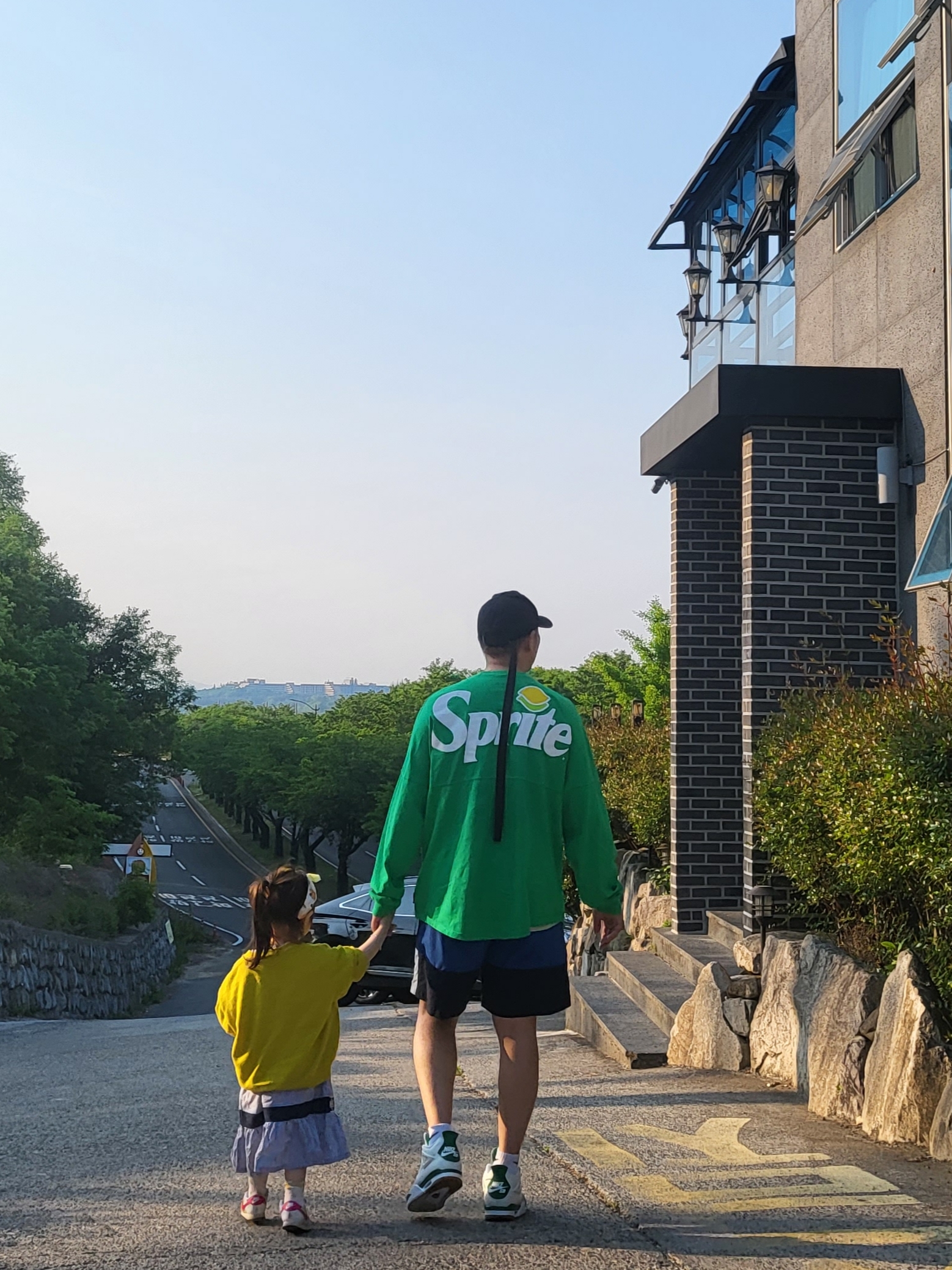 Jordan 4 x Nike SB Retro SP Pine Green 착용 스타일