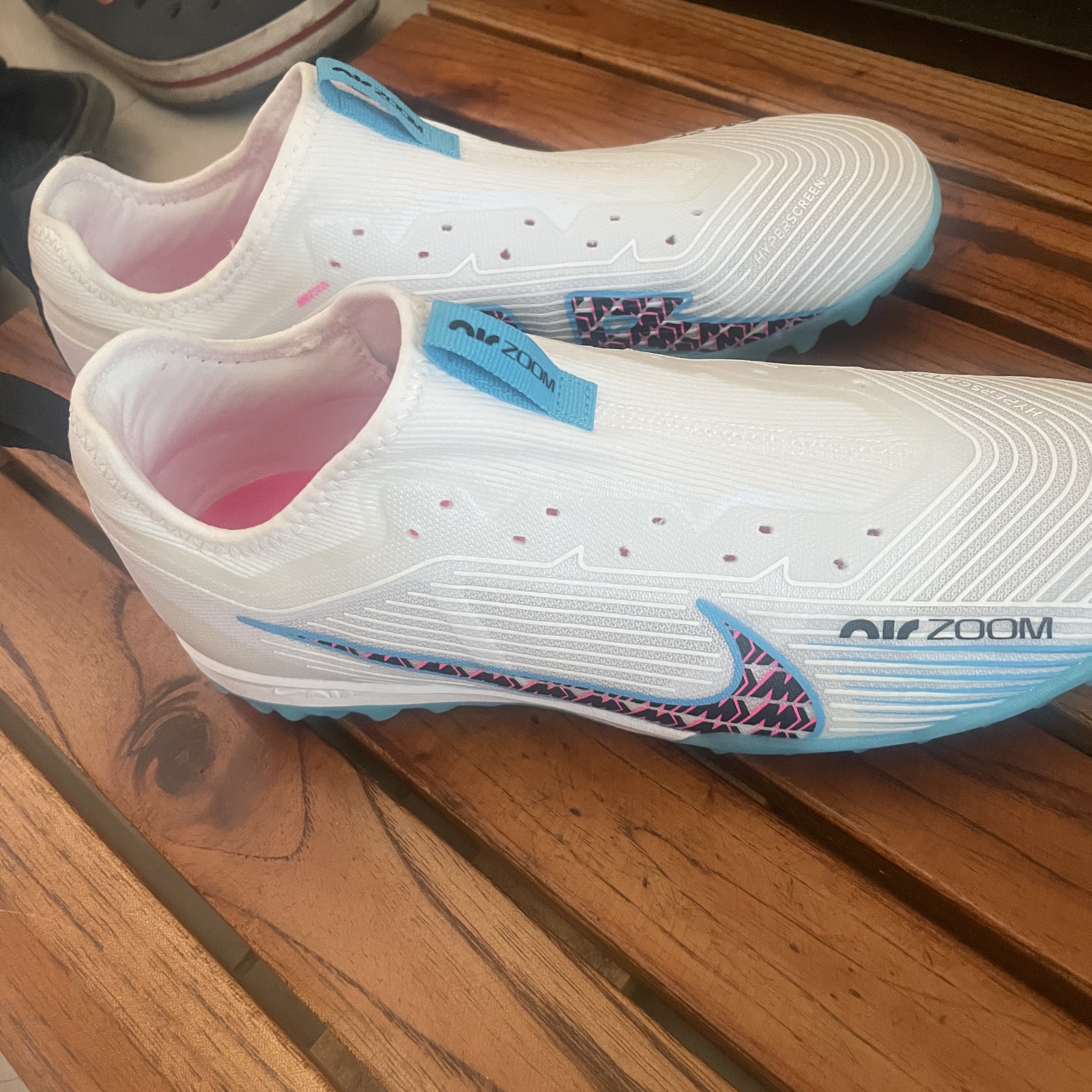 Nike Zoom Mercurial Vapor 15 Pro TF White Baltic Blue 착용 스타일