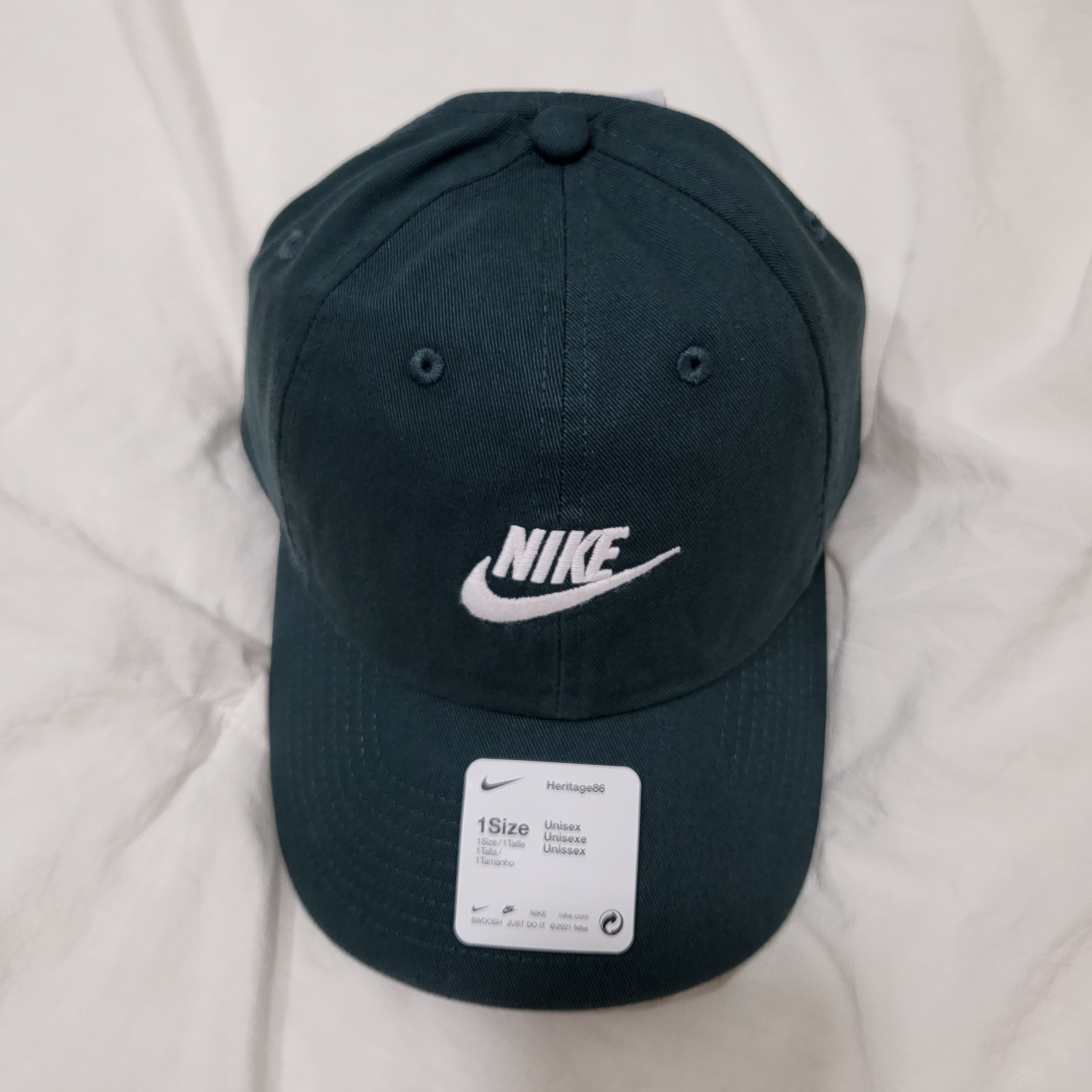 Nike Heritage 86 Futura Washed Cap Faded Spruce 착용 스타일