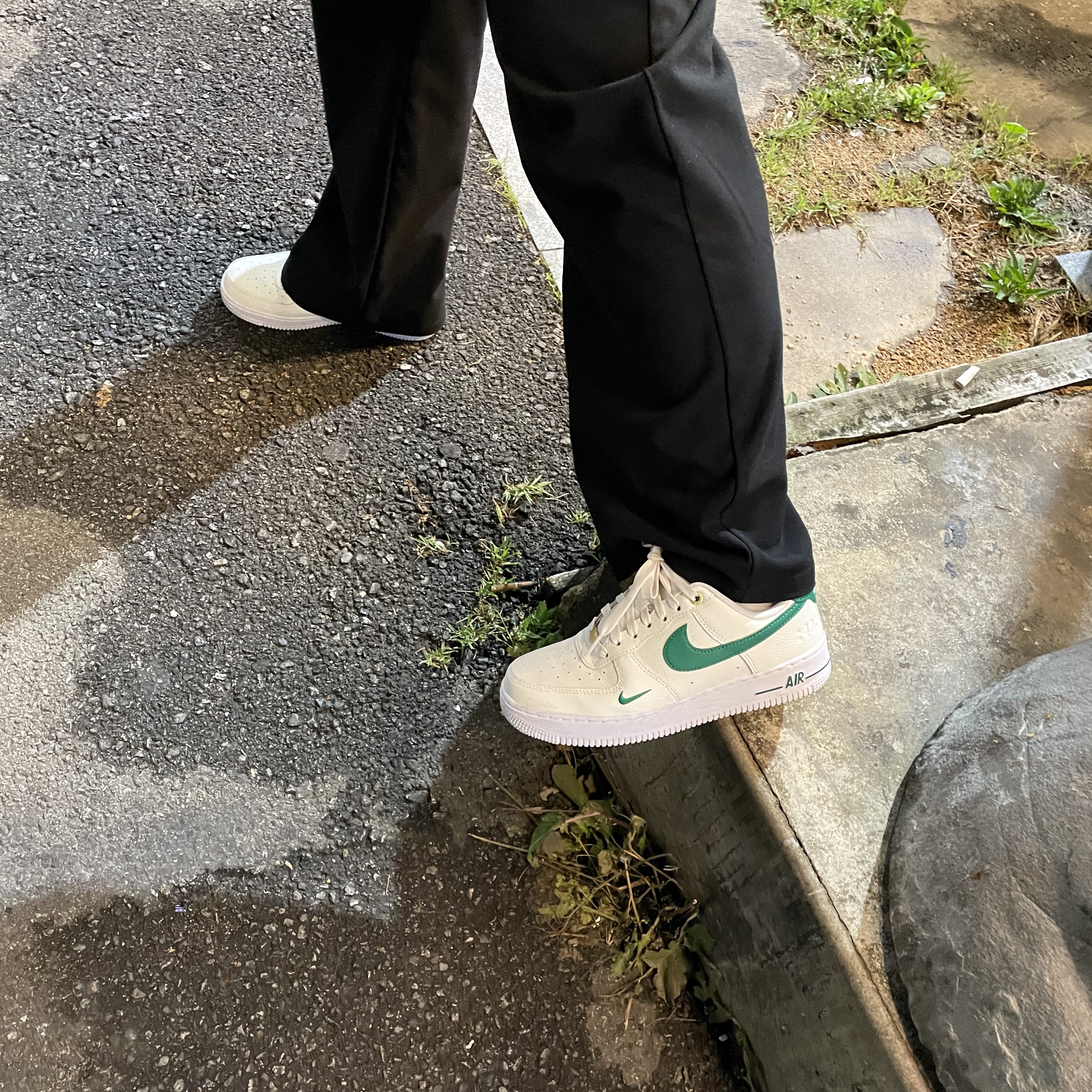 (W) Nike Air Force 1 '07 SE 40th Anniversary Join Forces Sail Malachite 착용 스타일