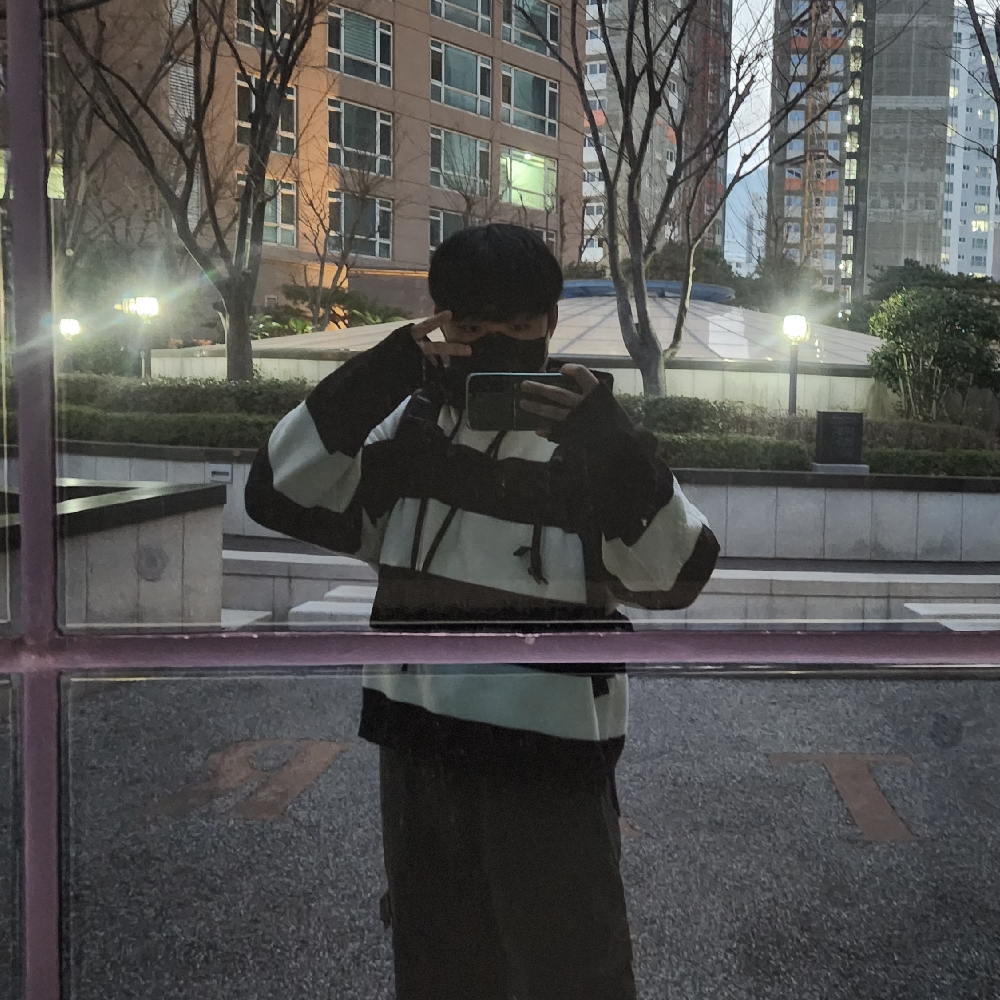 KREAM 프로필 이미지
