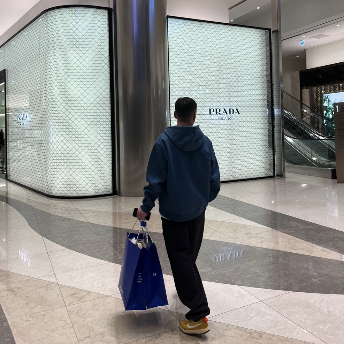 Ader Error TRS Hoodie Zip-Up Blue, Nike x Tom Sachs General Purpose Shoe Archive 착용 스타일