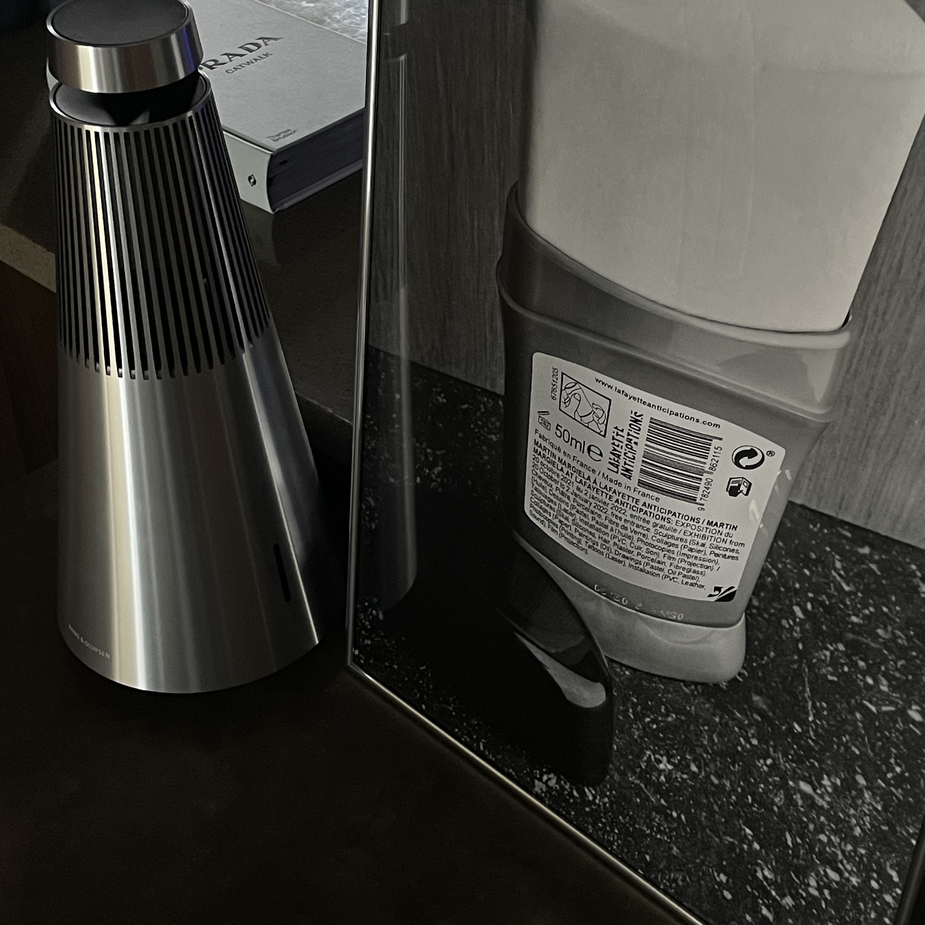 Bang & Olufsen Beosound 2 3rd Gen. Natural 착용 스타일 - 1