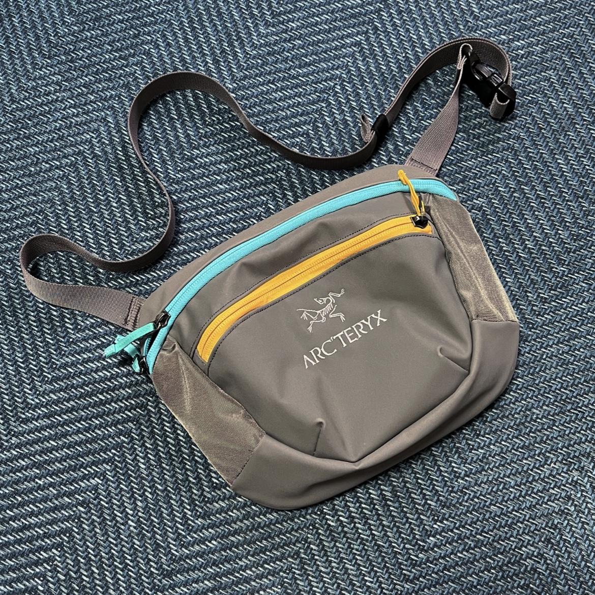 Arc'teryx x Beams Arro Rebird TM Waistpack Callisto White 착용 스타일