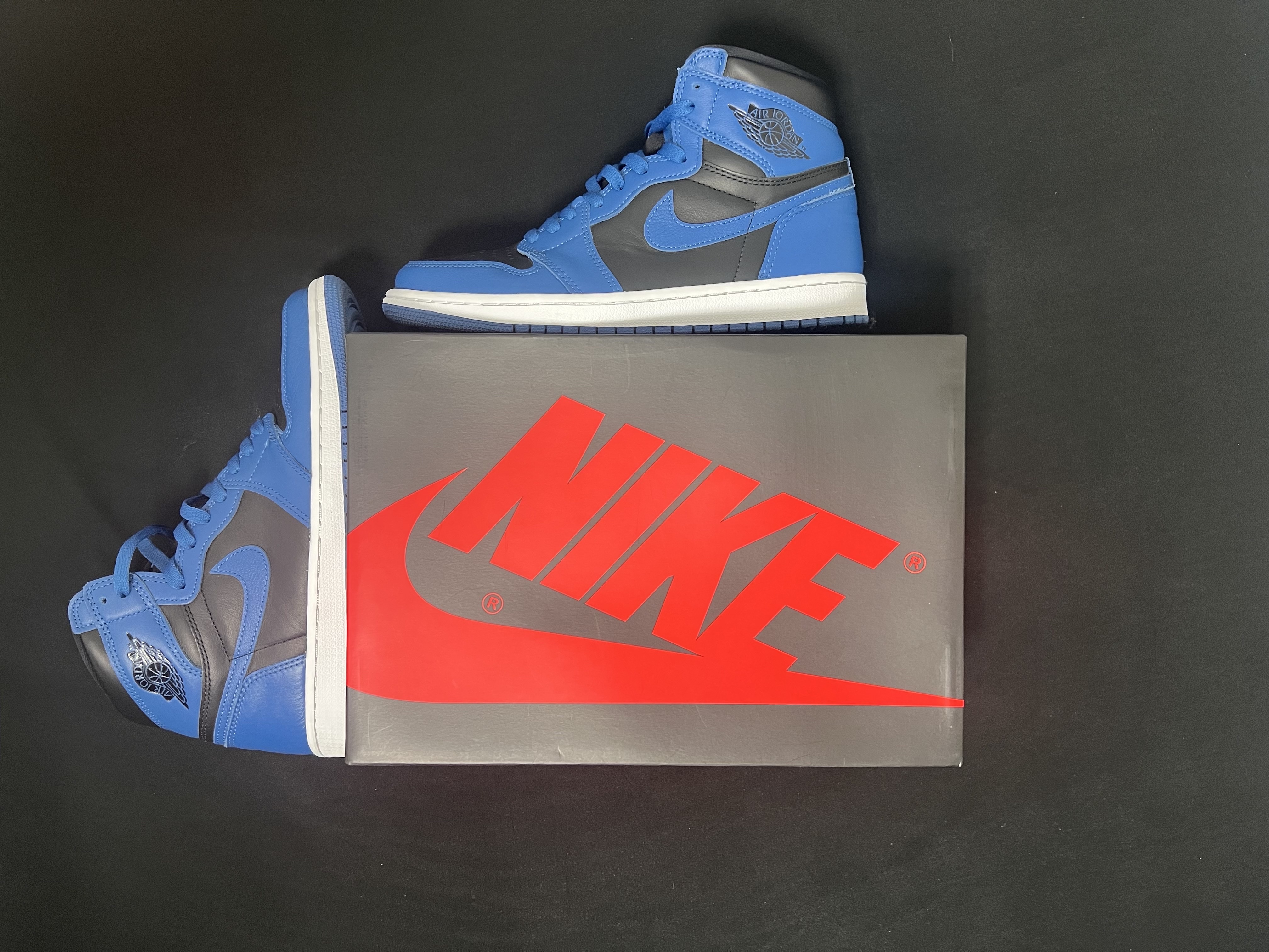 Jordan 1 Retro High OG Dark Marina Blue 착용 스타일 - 2