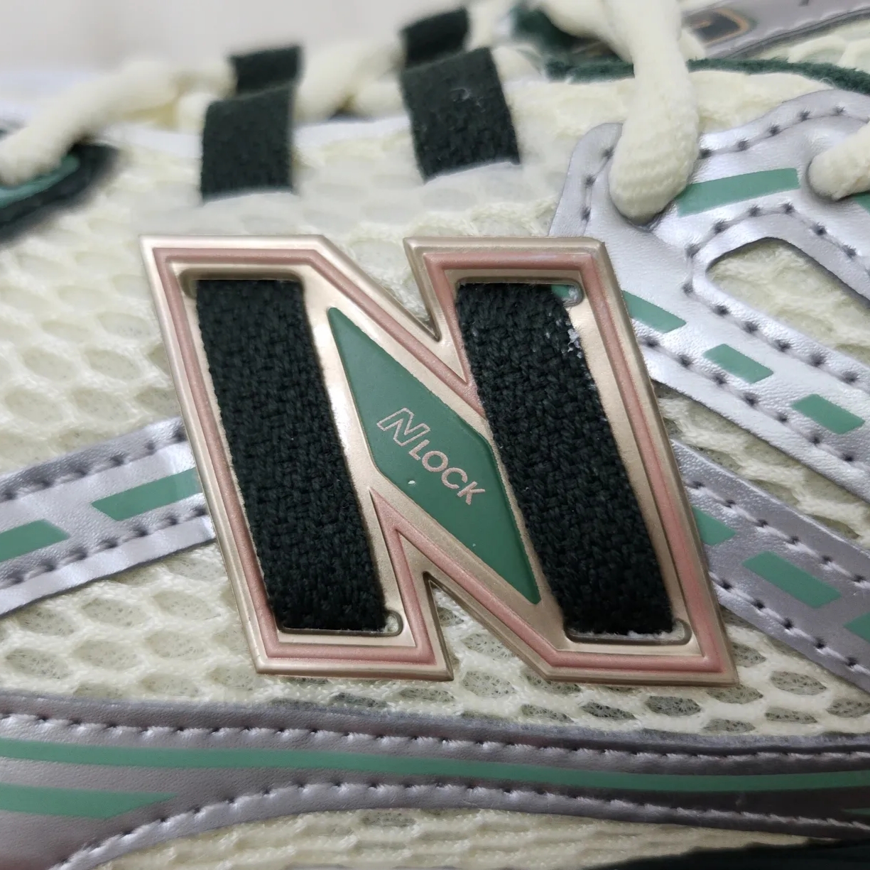 New Balance x Aime Leon Dore 1906R Jade 착용 스타일 - 3