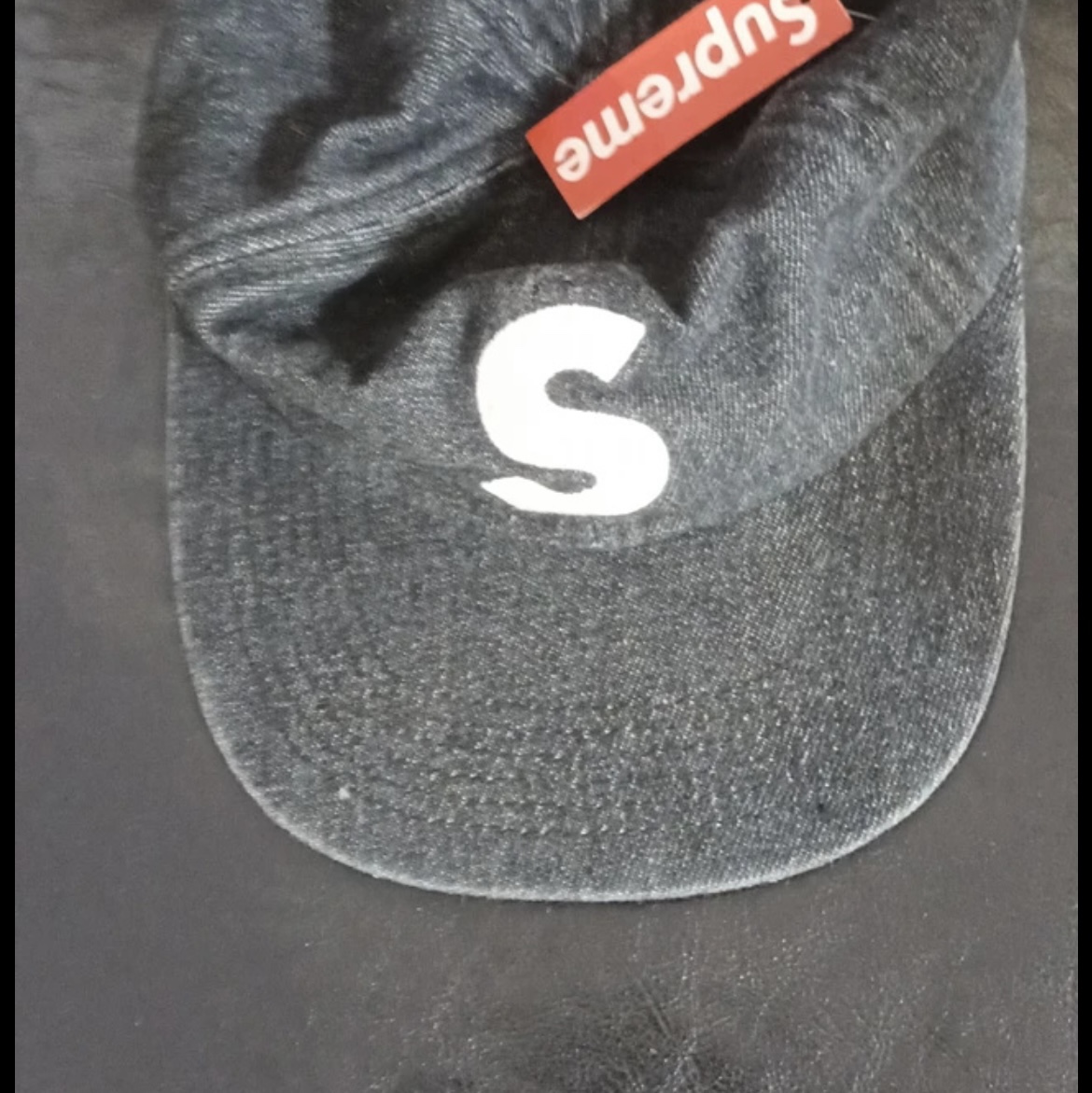 Supreme Pigment Print S Logo 6-Panel Black - 22FW 착용 스타일
