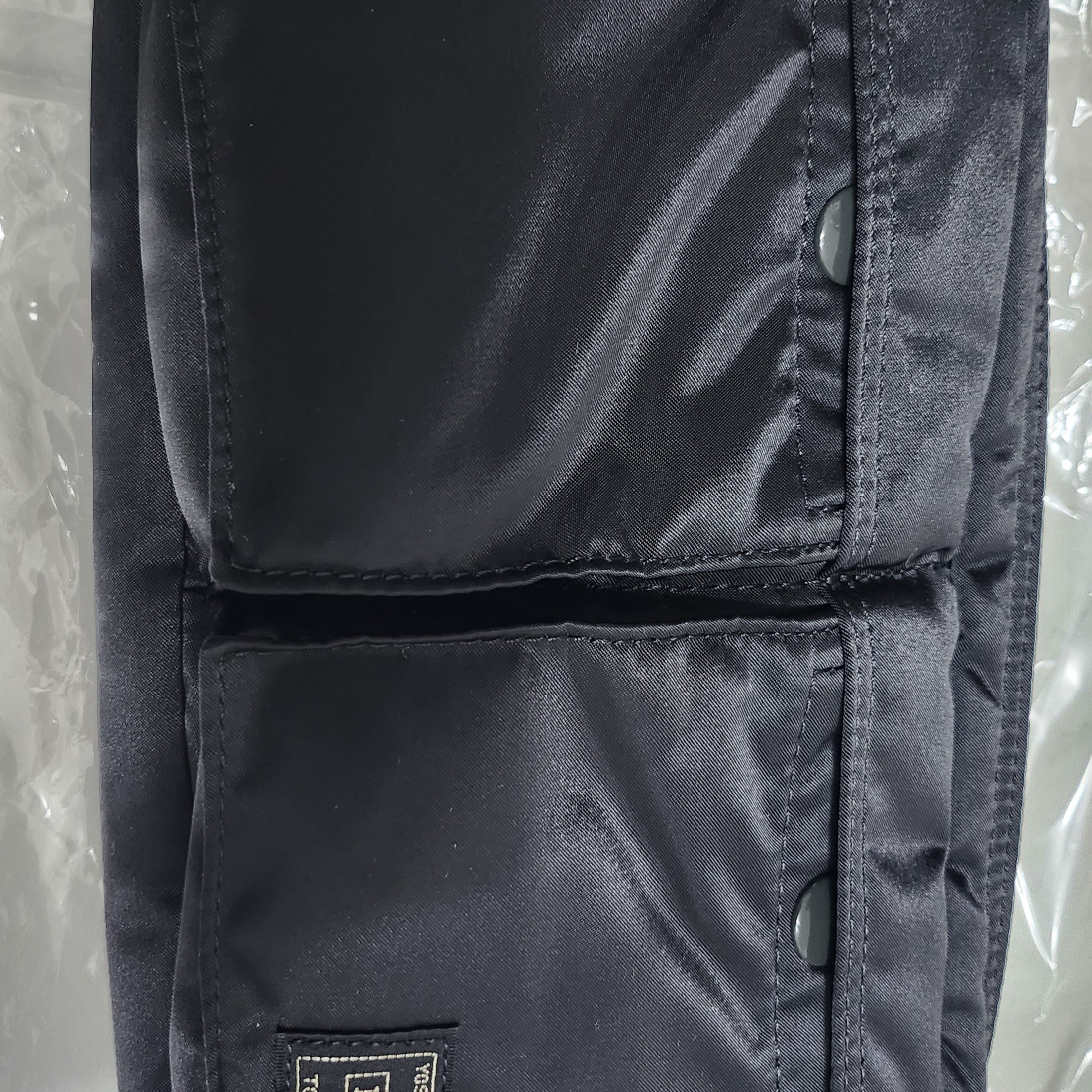 Porter Tanker Shoulder Bag Black 착용 스타일