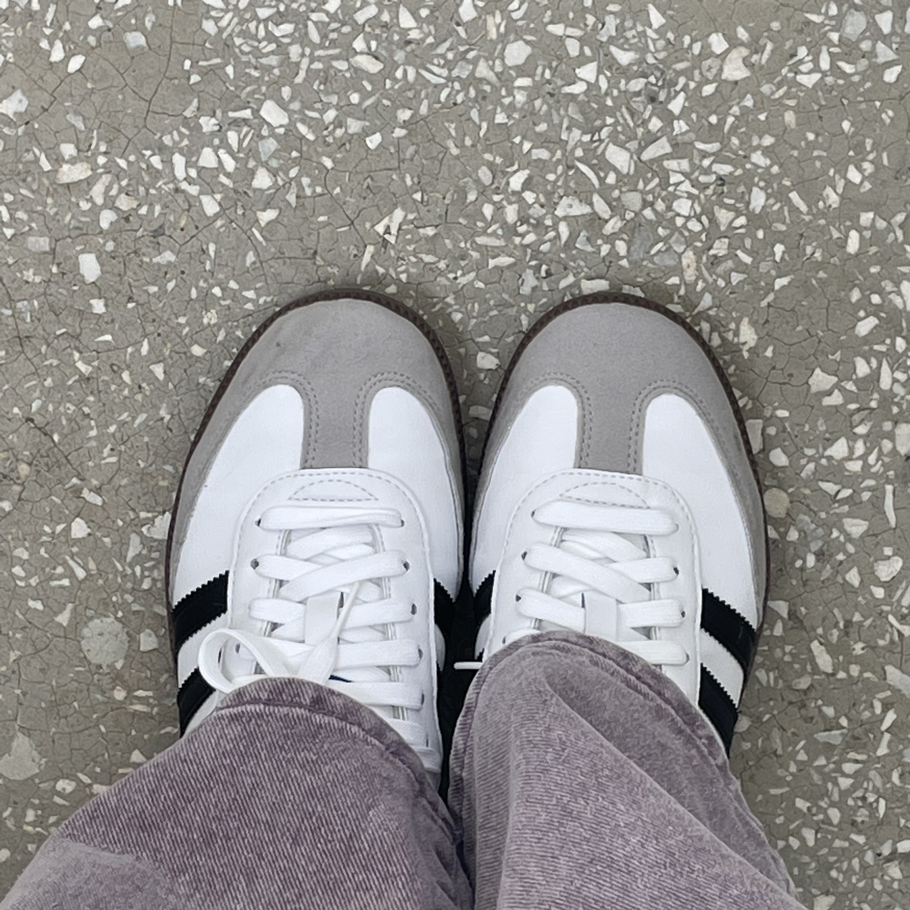 Adidas Samba Vegan White Black 착용 스타일