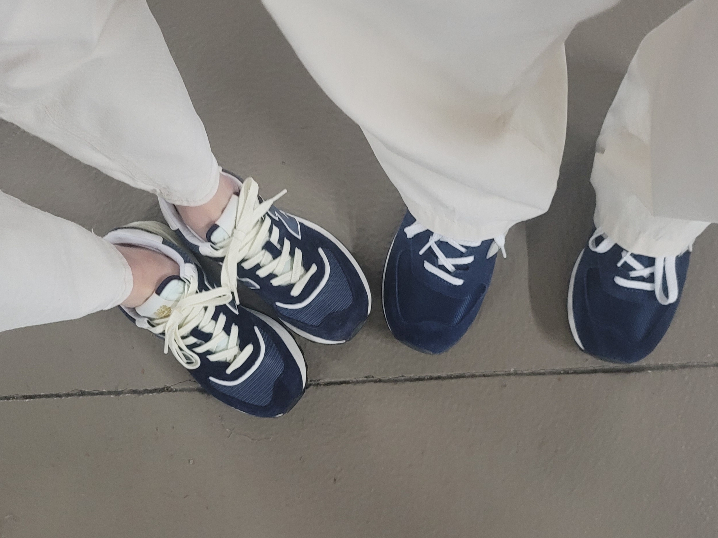 New Balance 574 Legacy Navy, New Balance 574 Classics Reimagined Navy 착용 스타일