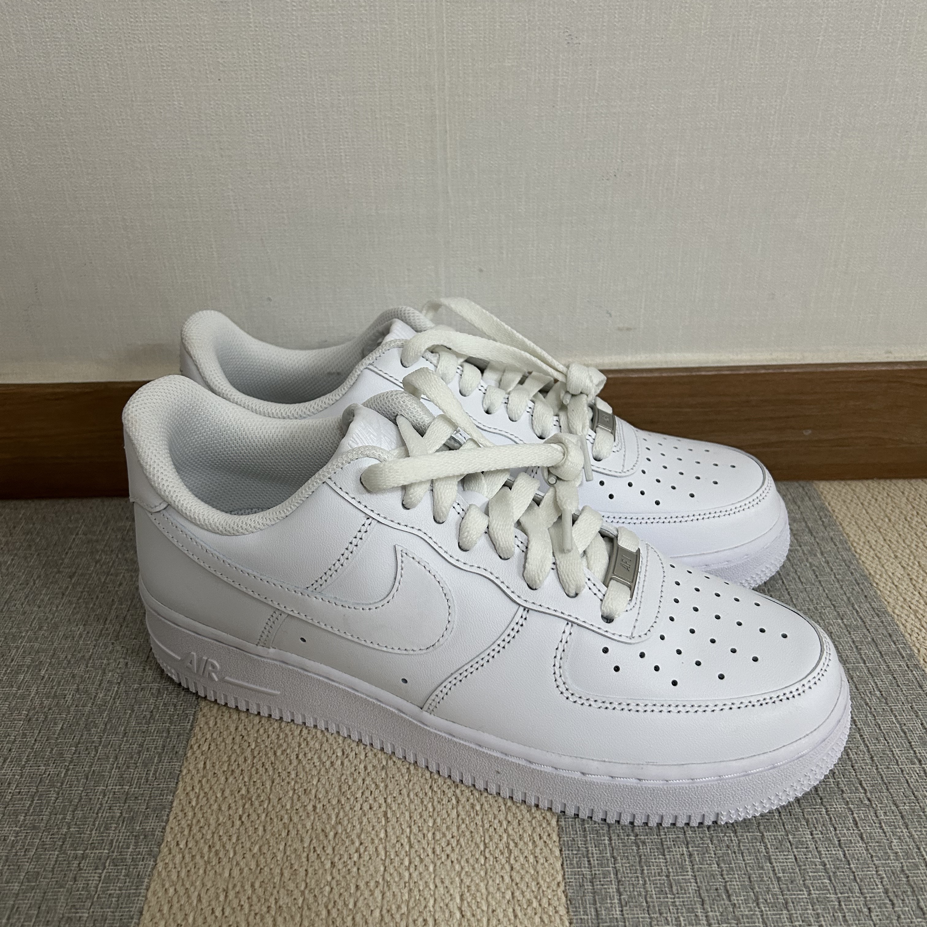 Nike Air Force 1 '07 Low White 착용 스타일