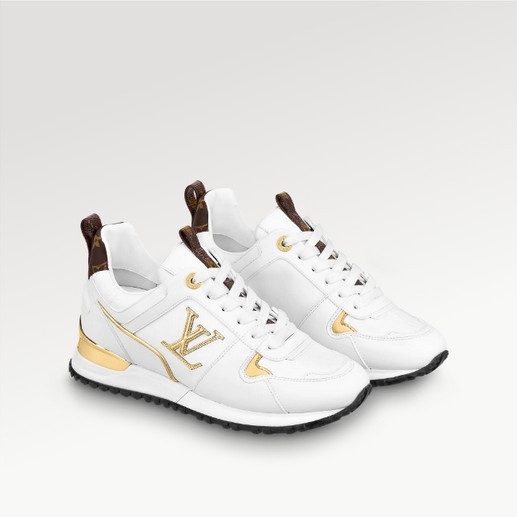 (W) Louis Vuitton Run Away Sneakers White 착용 스타일 - 1
