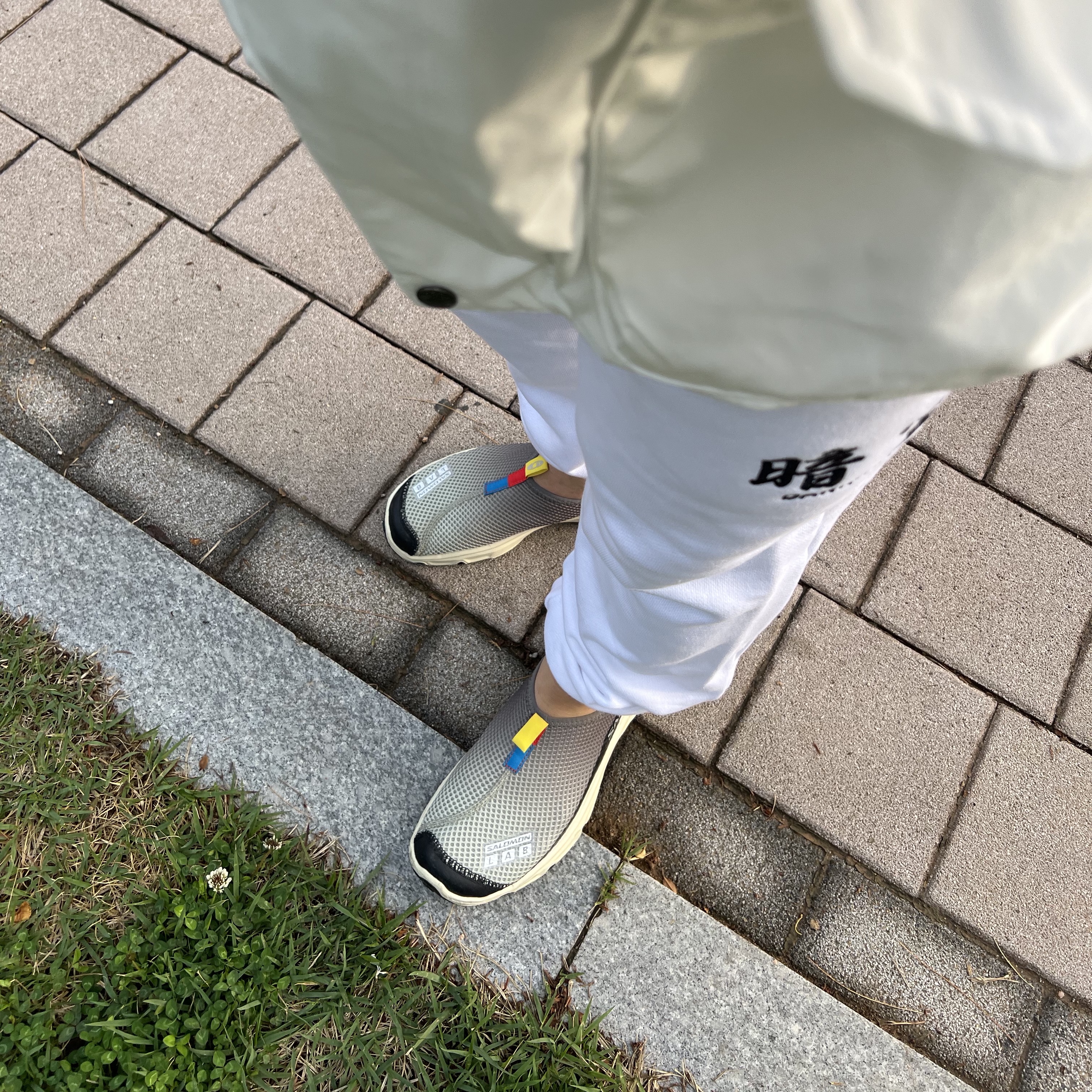 Salomon RX Moc 3.0 Pewter Desert 착용 스타일