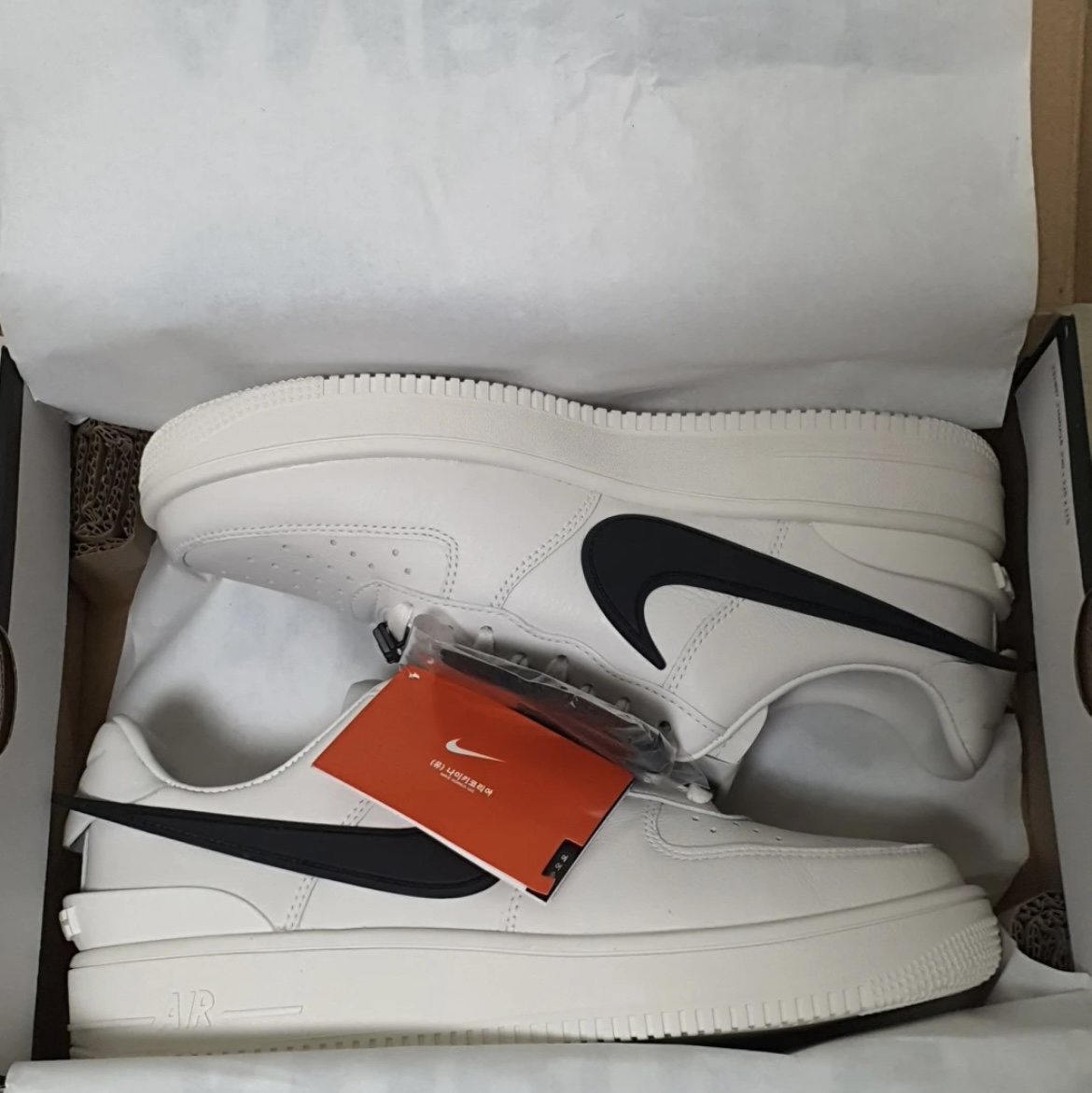 Nike x Ambush Air Force 1 Low SP Phantom 착용 스타일