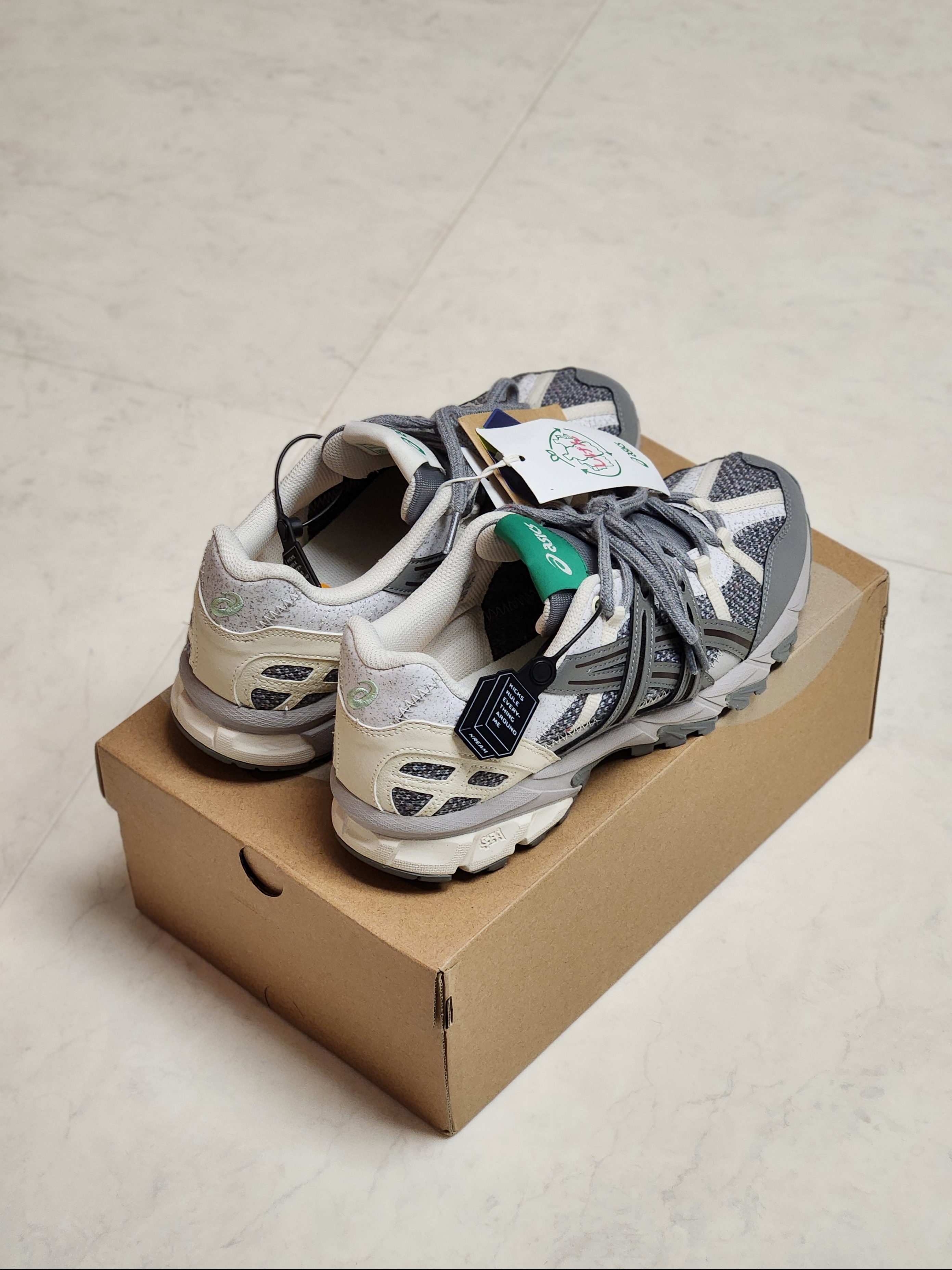Asics Gel-Sonoma 15-50 Oyster Grey Cream 착용 스타일 - 1