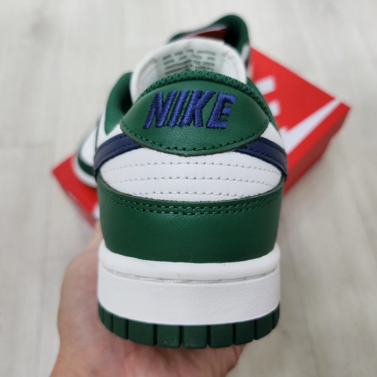 (W) Nike Dunk Low Gorge Green 착용 스타일 - 3
