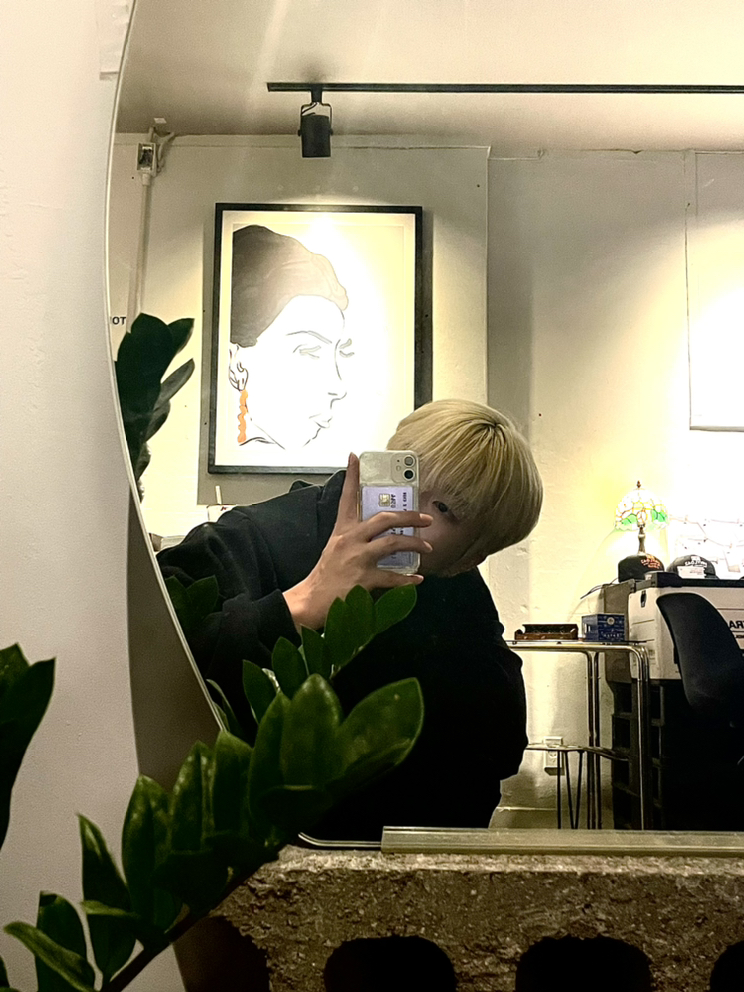 KREAM 프로필 이미지