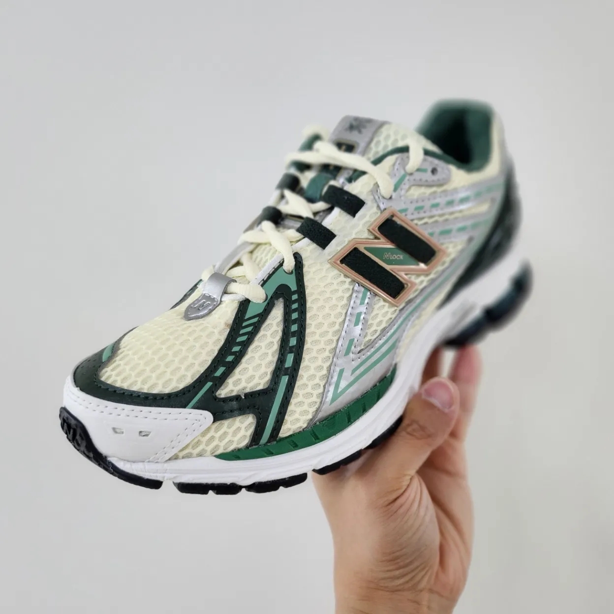 New Balance x Aime Leon Dore 1906R Jade 착용 스타일 - 1
